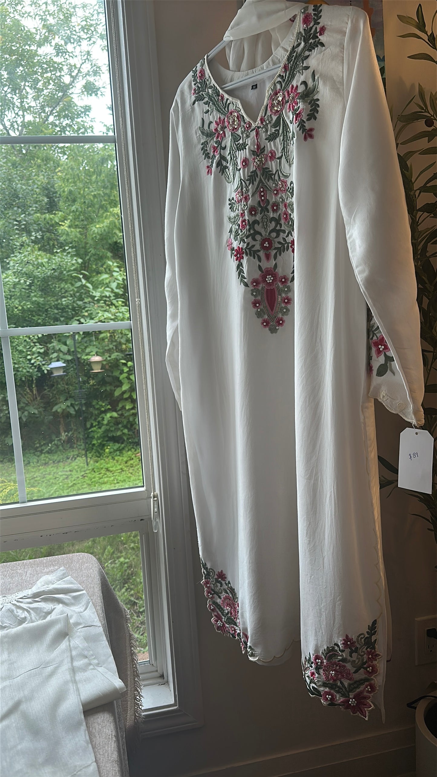 Noor-e-Gul Ivory
