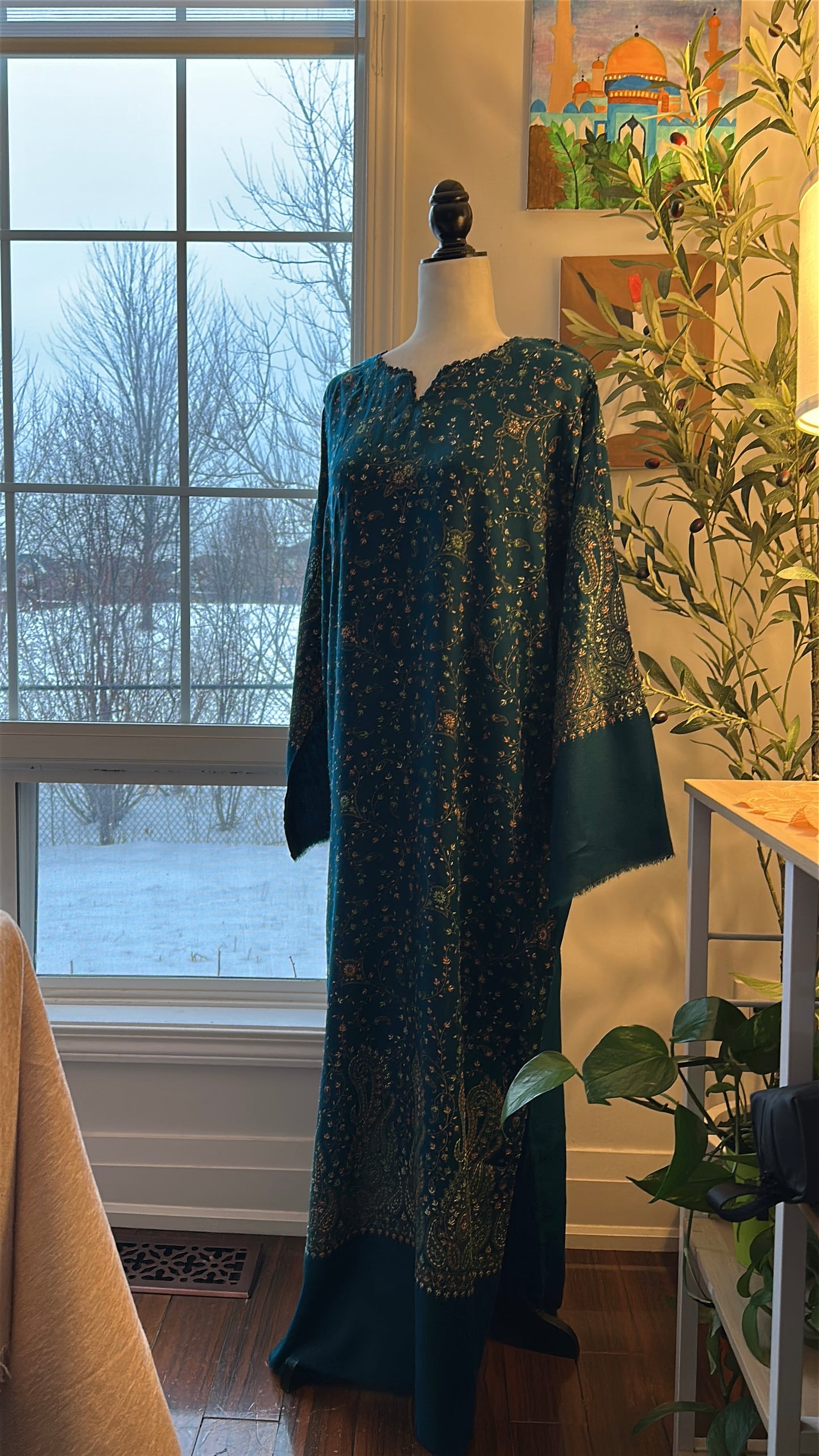 Neelam-e-Kalam – Pashmina Long Shawl Shirt