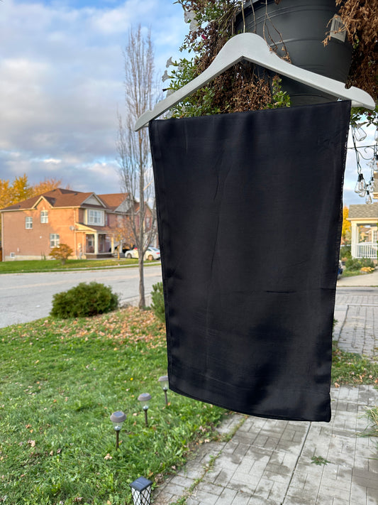 Moonlit Noir – Soft Elegance in Midnight Black