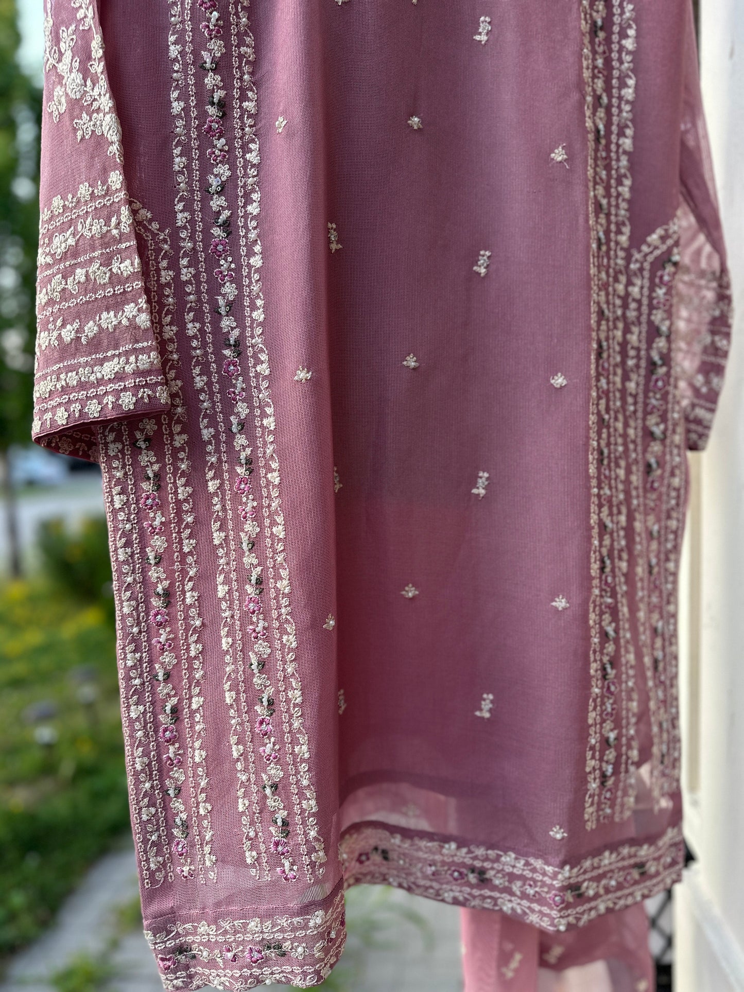 Blush Breeze