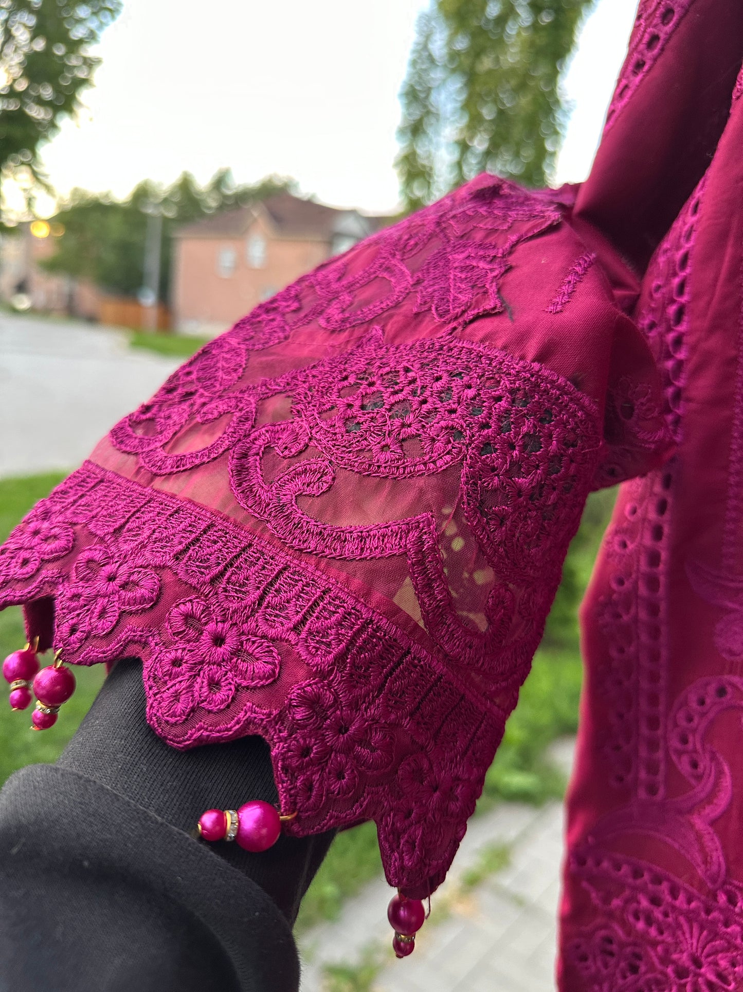 Magenta Chikan Kari