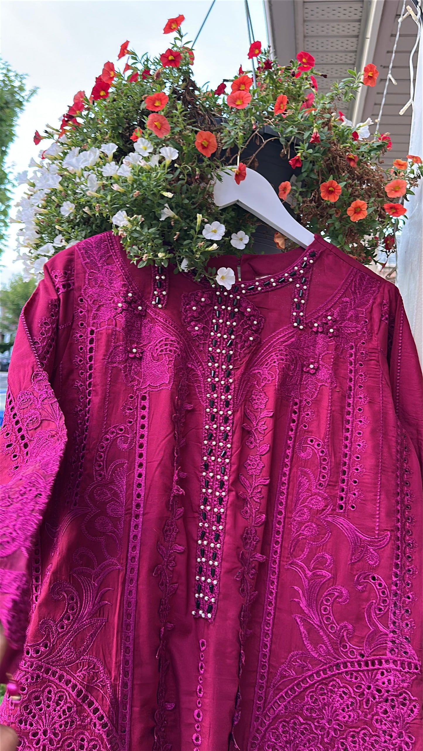 Magenta Chikan Kari