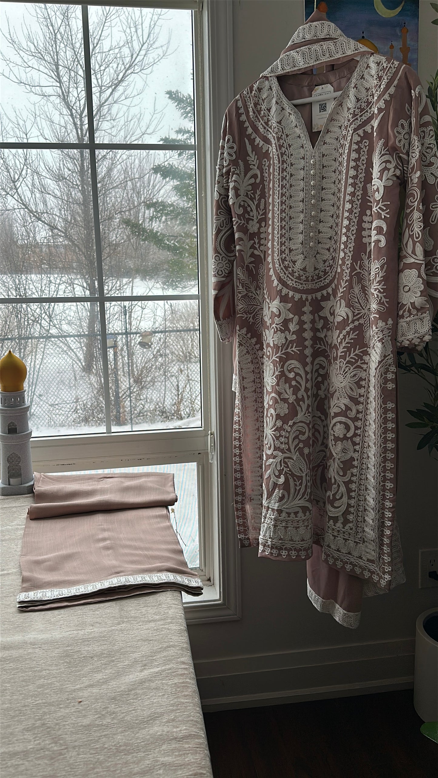 Café Blush Élan – Soft Romance in Every Thread