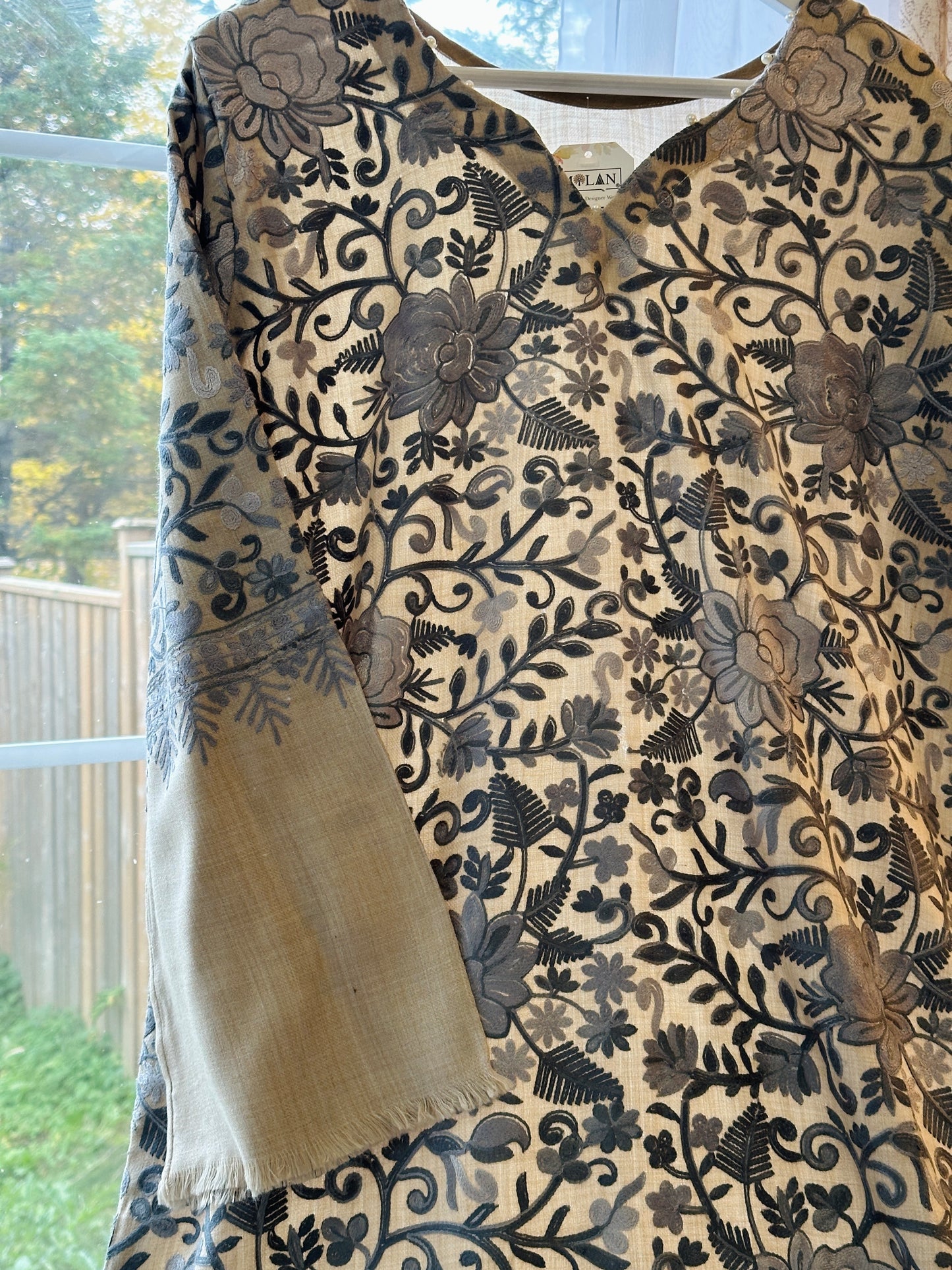 Rumi-e-Raakh – Heritage Kaftan Series
