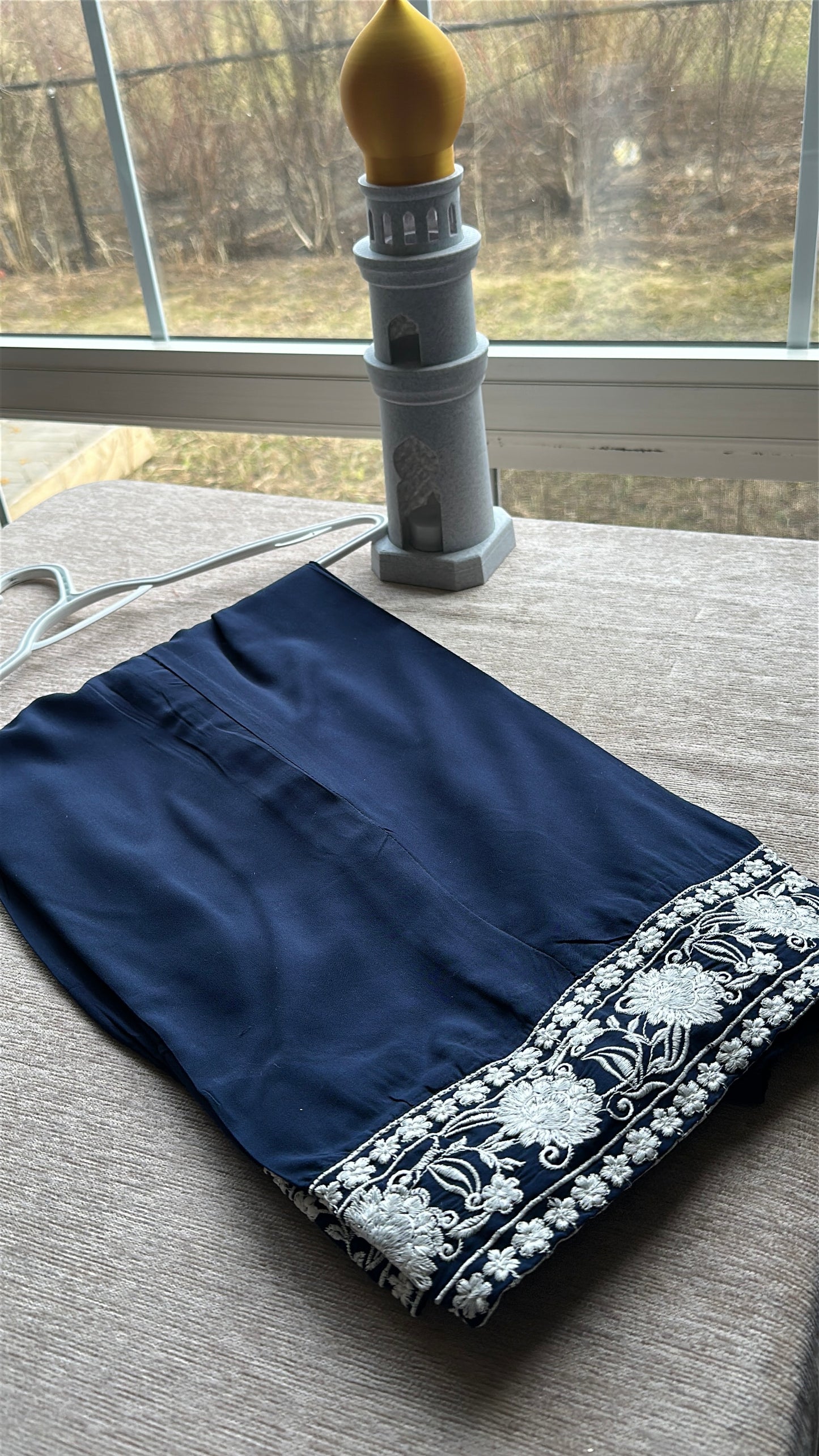 Neel Noor Élan- Linen Cord Set