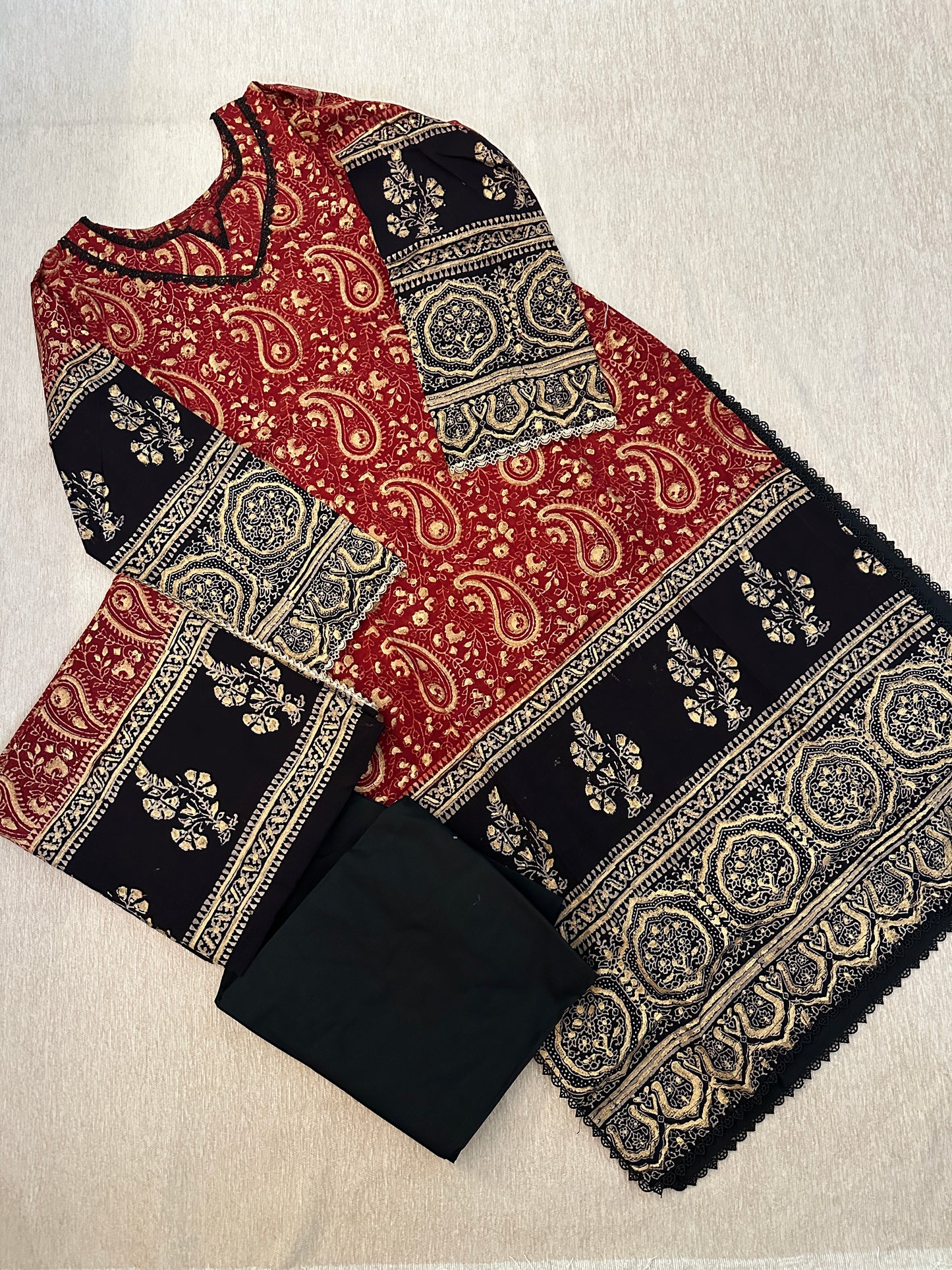 Rang-e-Mehr Ajrak Heritage