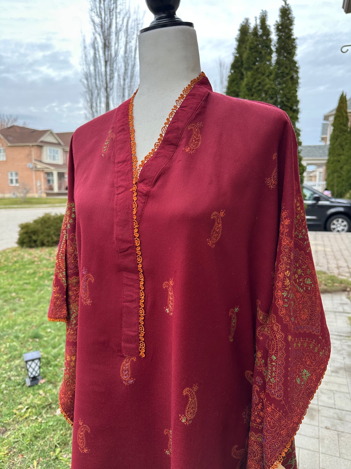 Gulnaar-e-Suroor – The Maroon Kalamkari Bloom