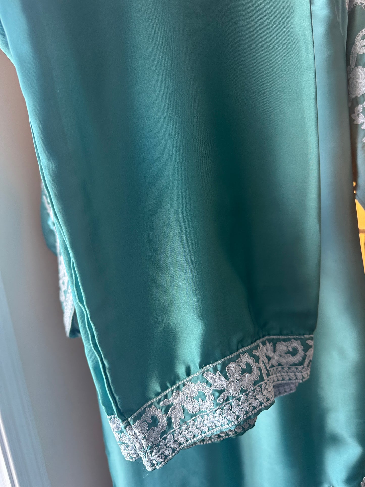 Ocean Mist – A complete three-piece look