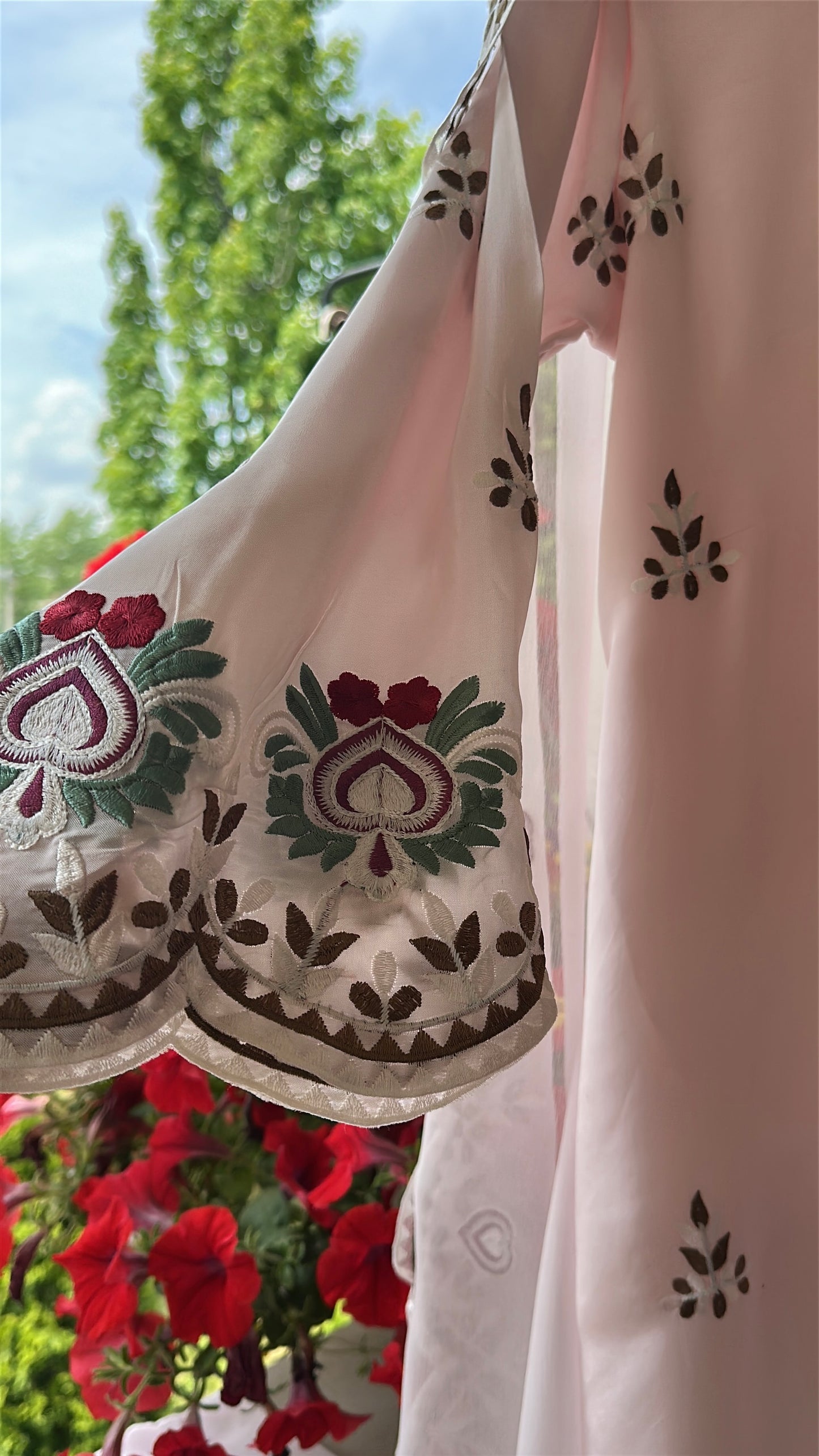 Maison Rose – Where Softness Meets Elegance