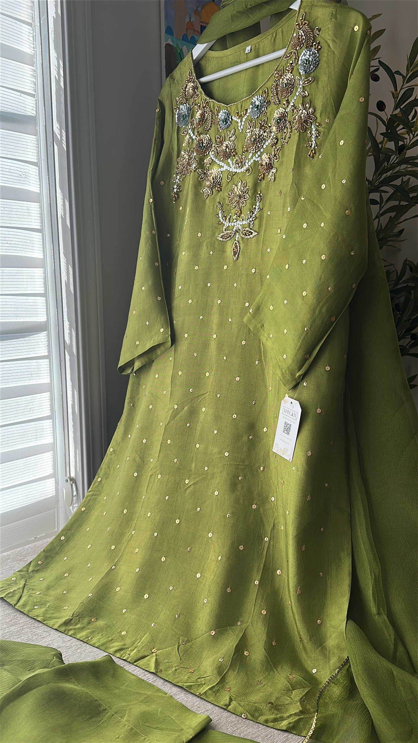 Zara Élan – A Touch of Royal Spring Elegance