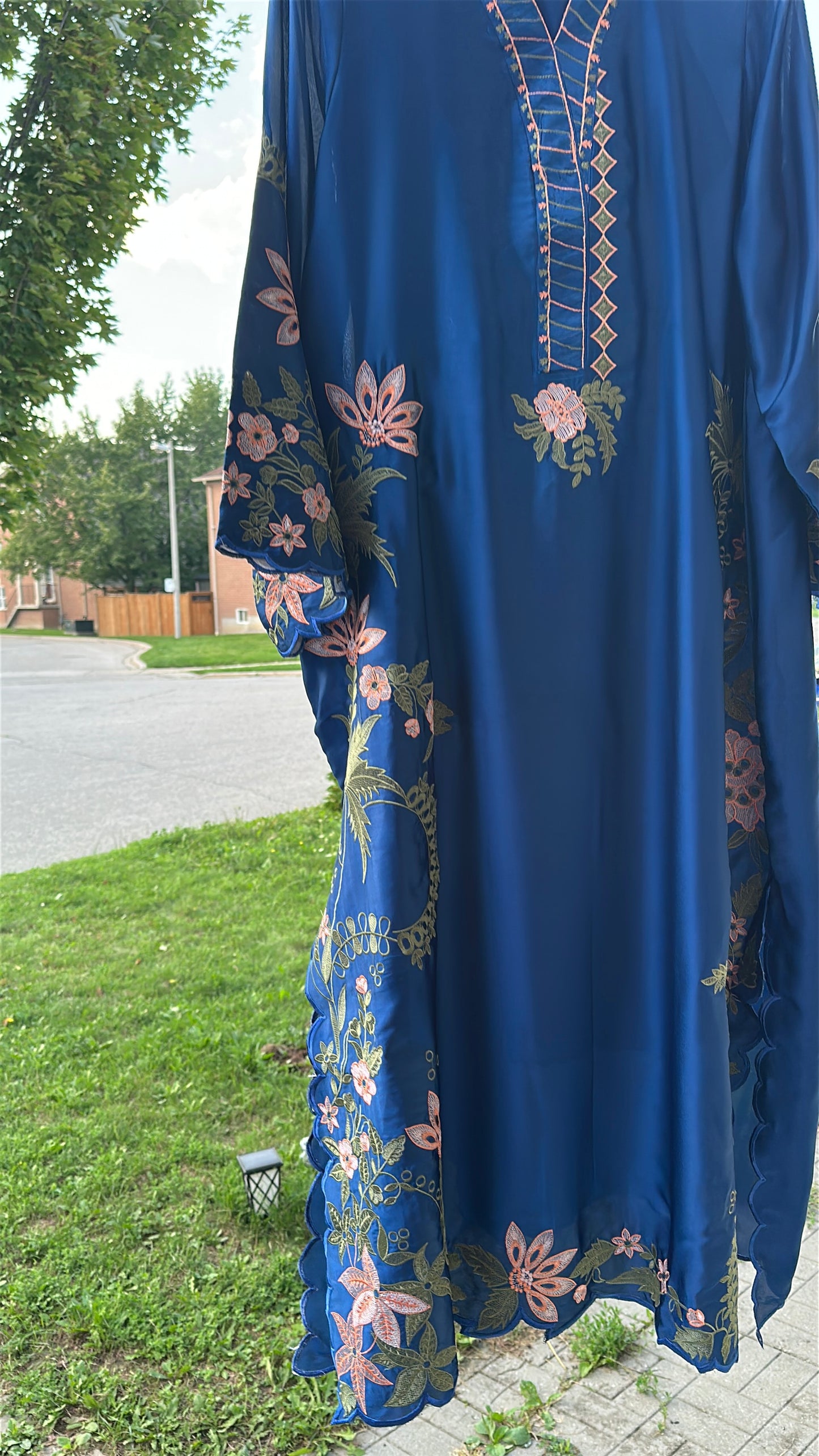 Zarveen Sapphire — Royal Blue Silk Kaftan Set