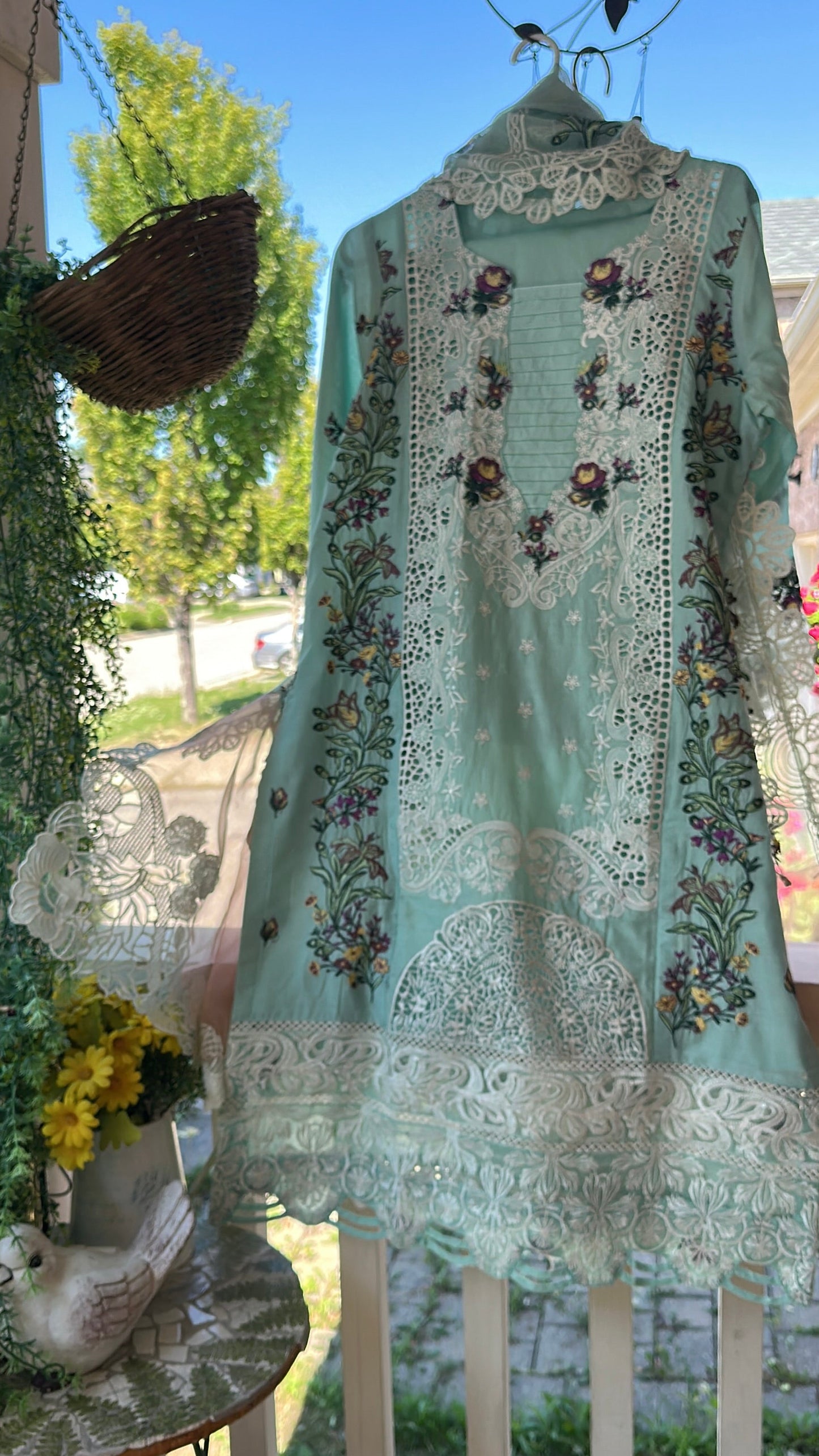 Safa Gul — Chikankari Lawn 3-Piece Set