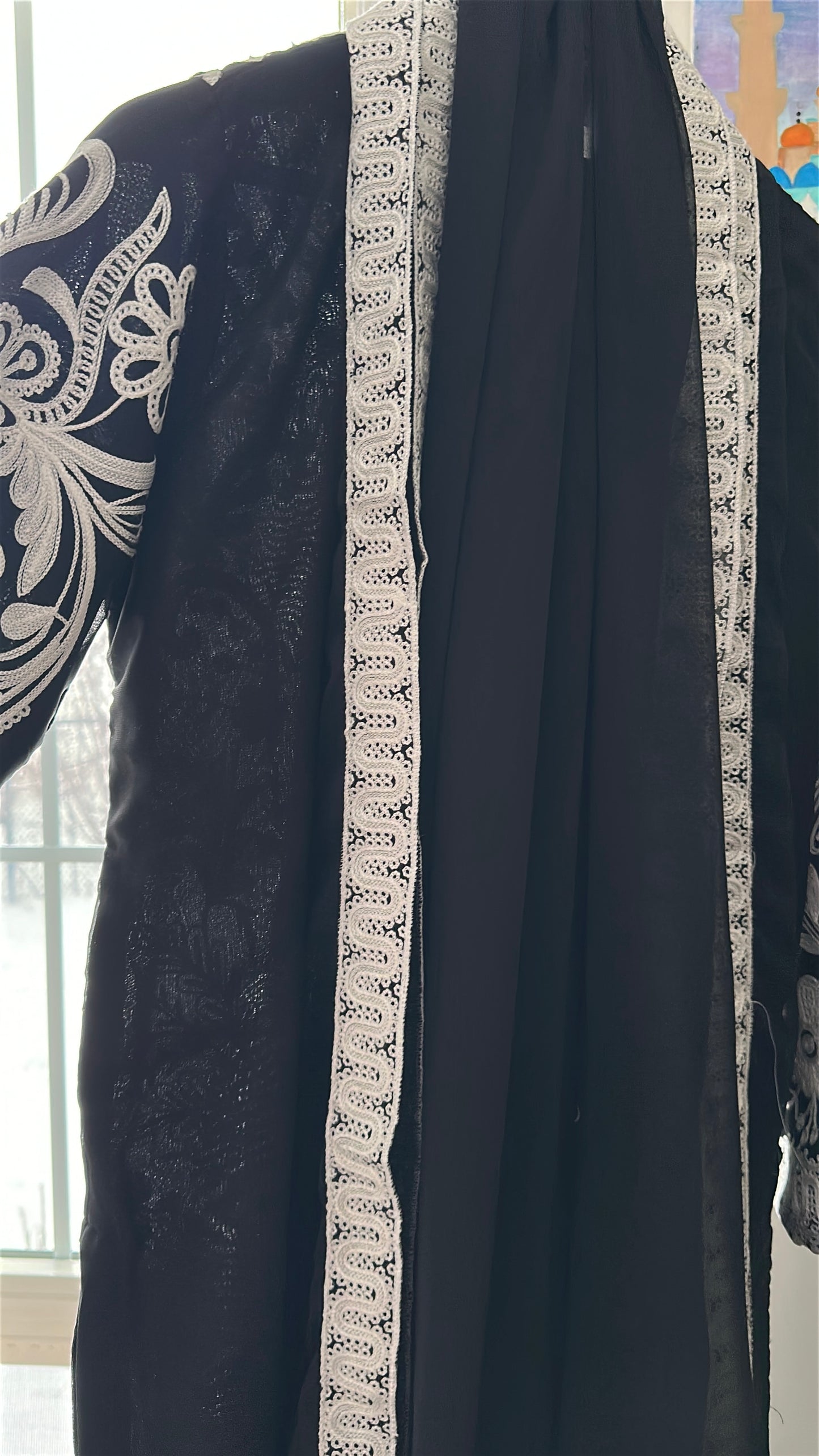 Noir Ivory Élan – Midnight Elegance Reimagined