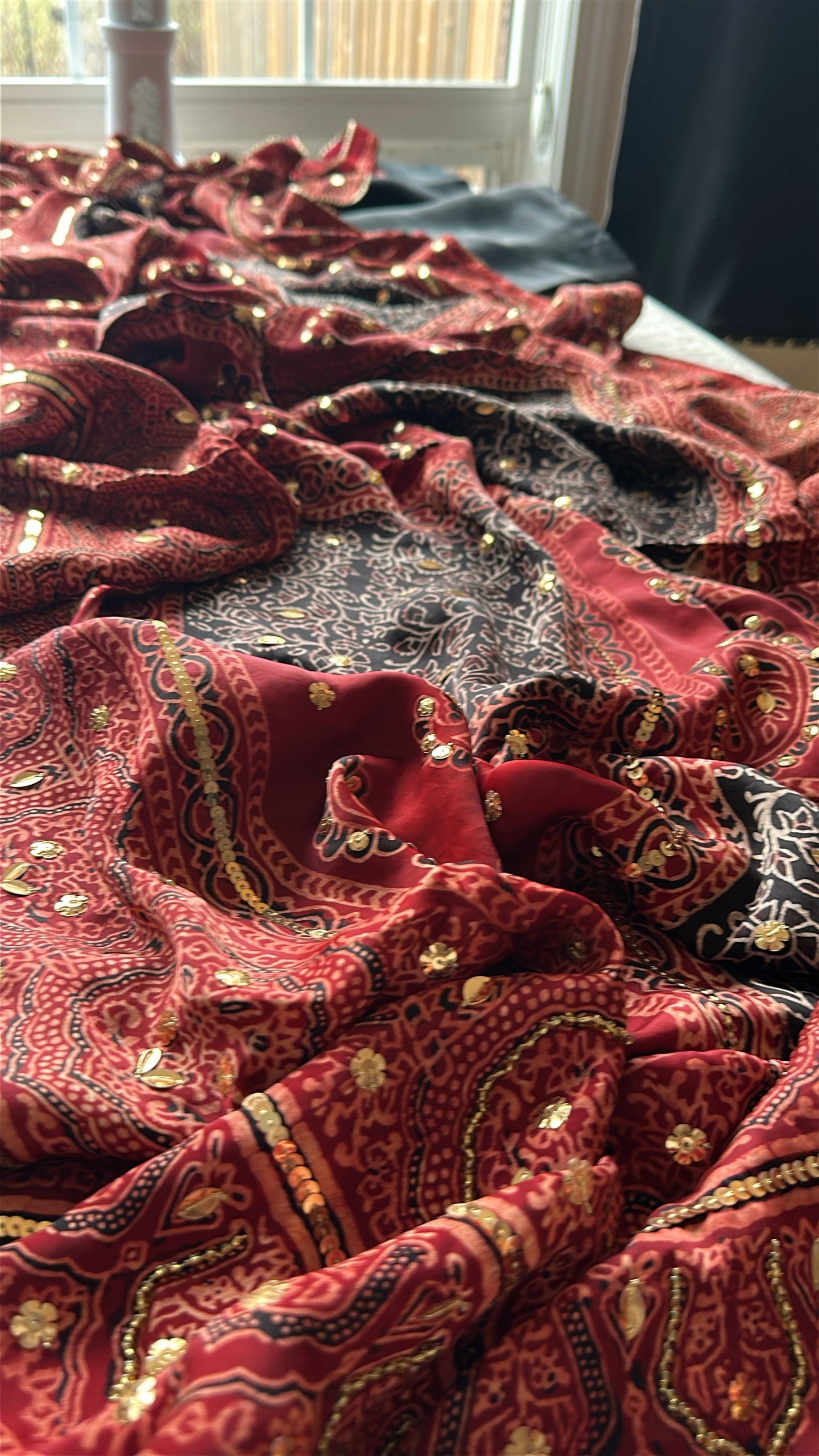 Ajrak Zarqash Noir Élan – Heritage Reimagined