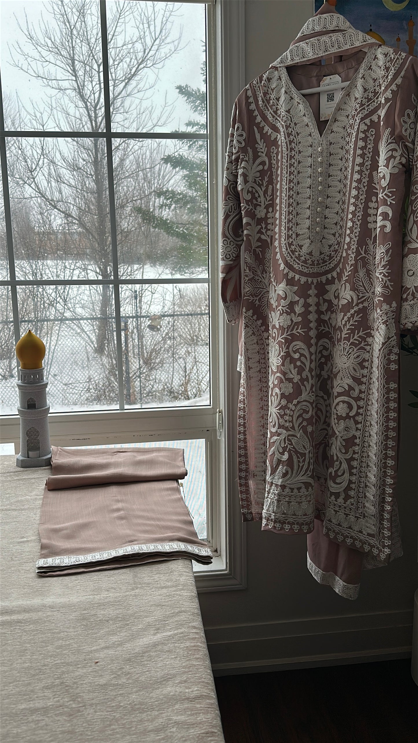 Café Blush Élan – Soft Romance in Every Thread