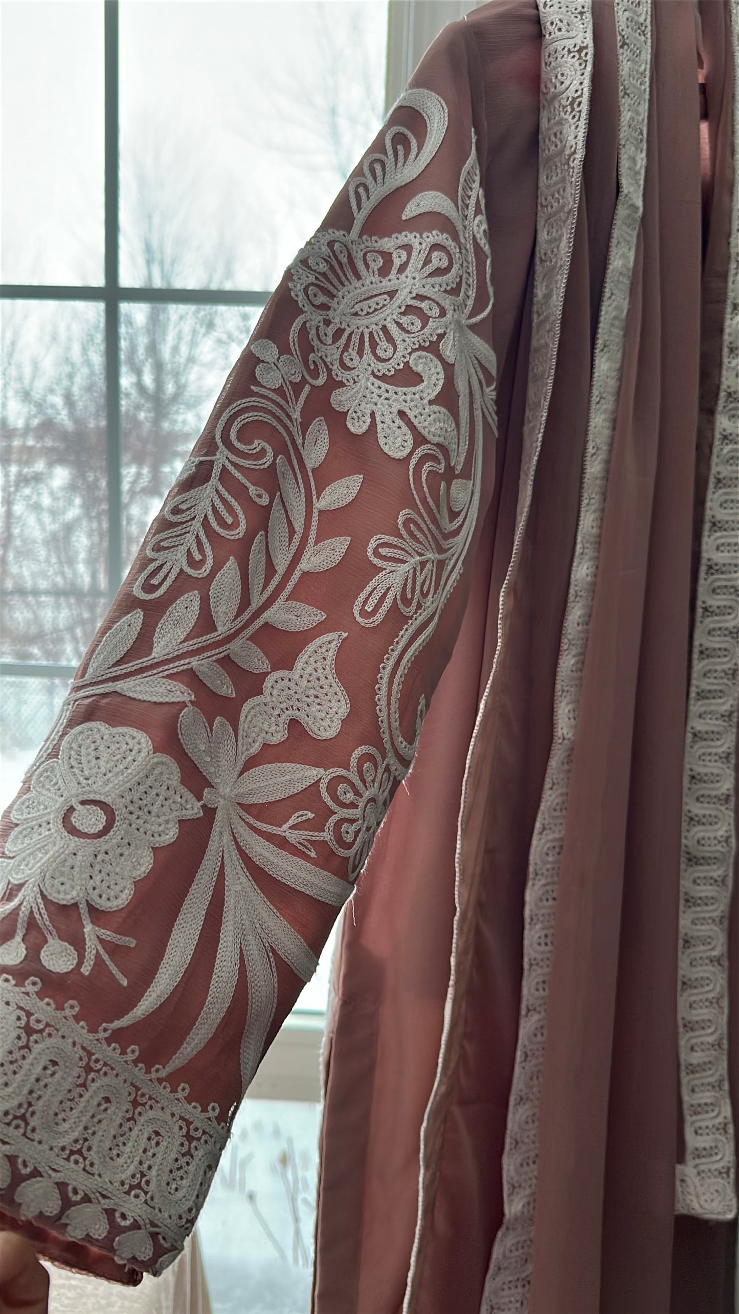 Café Blush Élan – Soft Romance in Every Thread