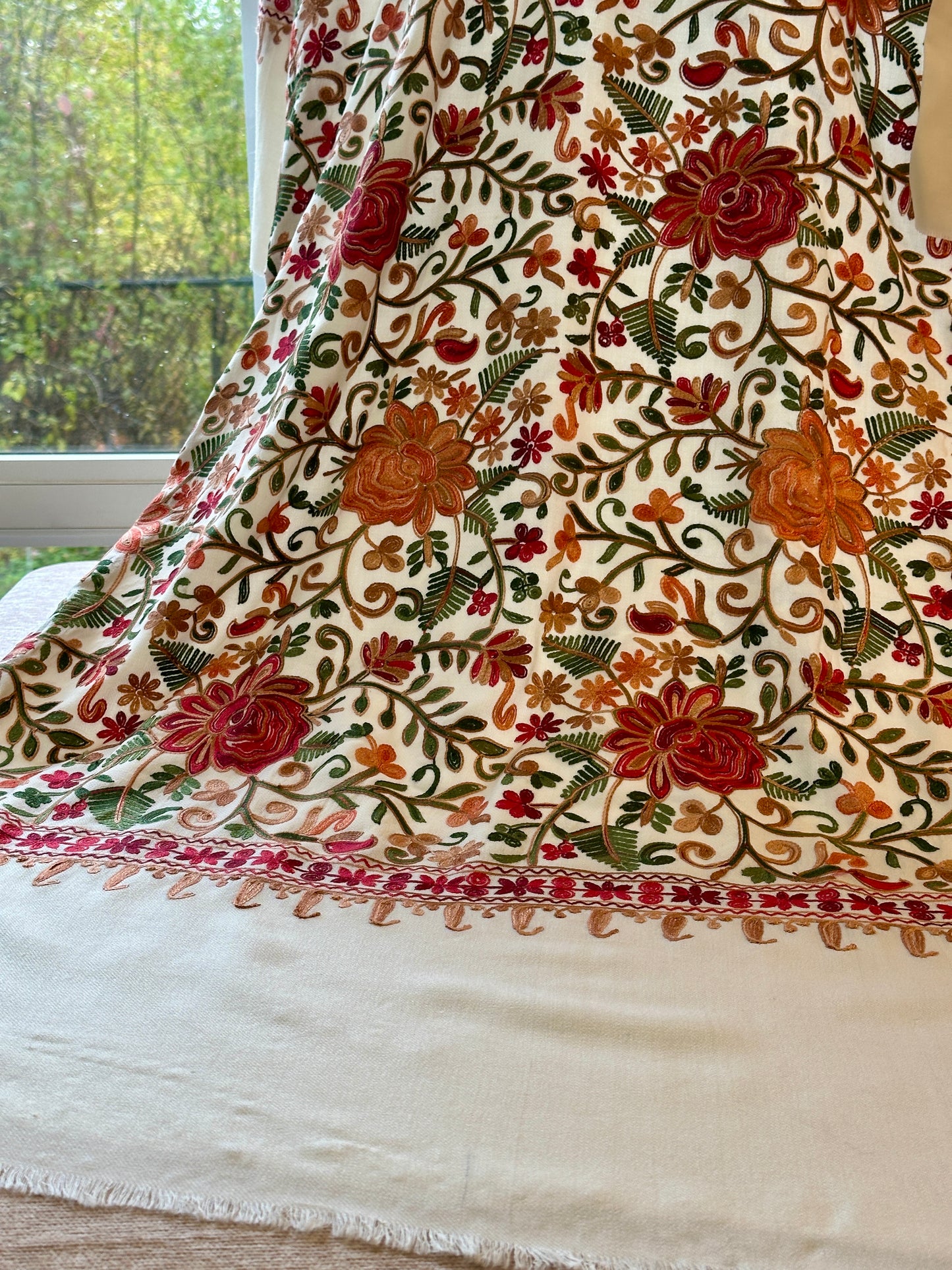 Gulbahaar-e-Ivory – Heritage Kaftan Series