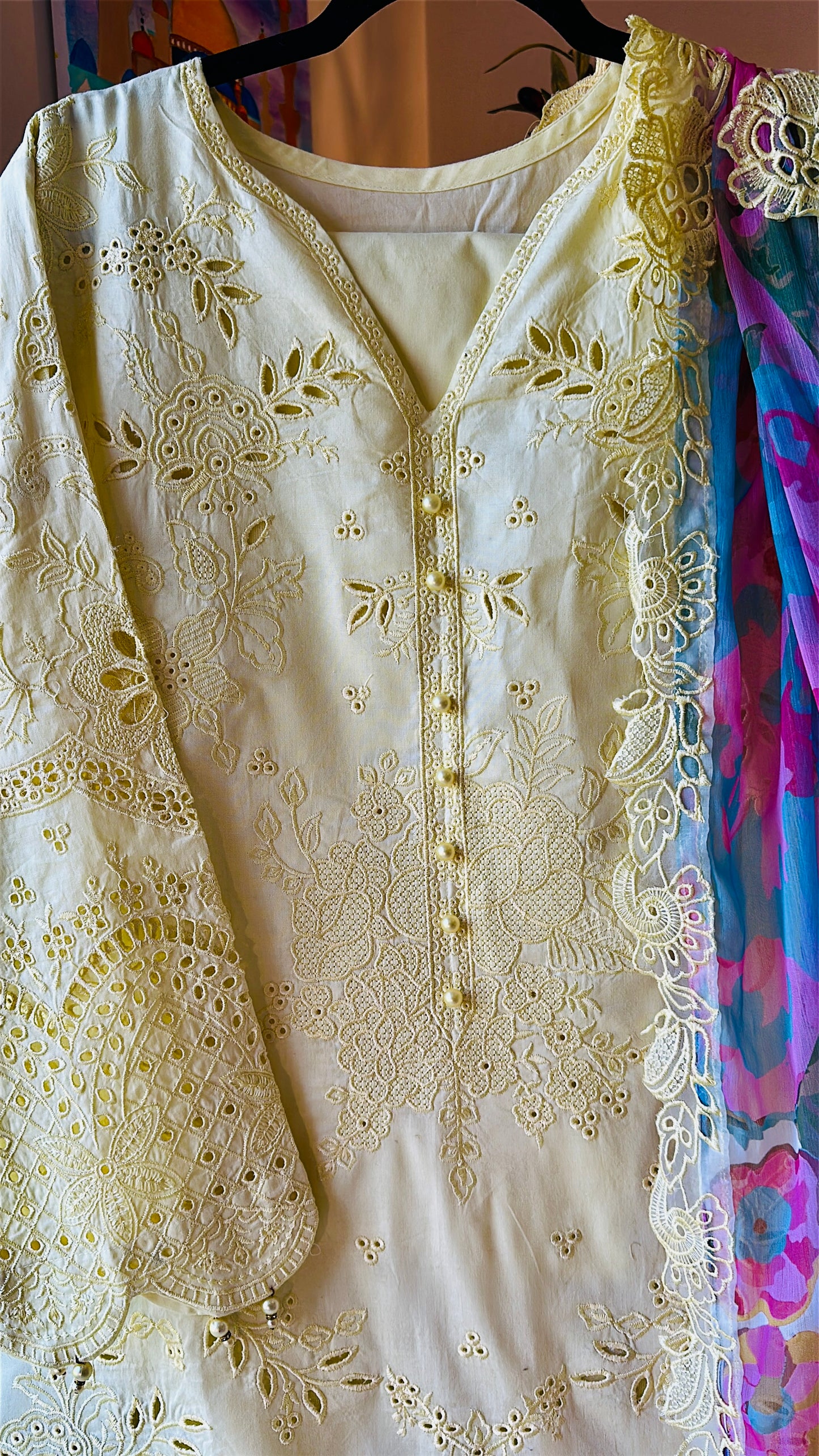 Gulnoor Lawn Chikankari – Effortless Summer Grace