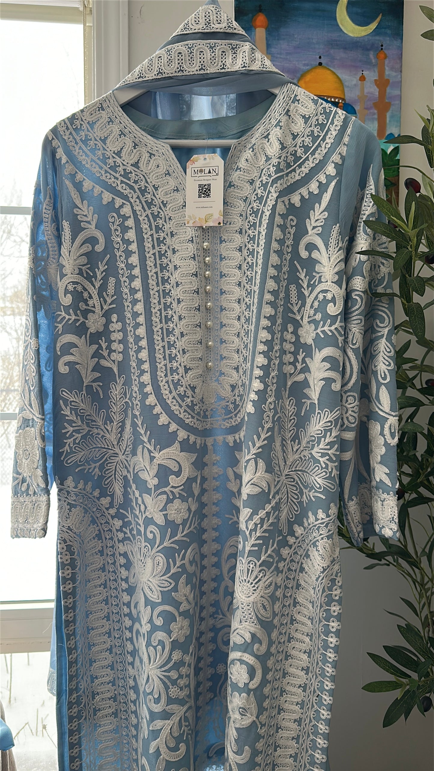 Powder Sky Élan – Soft Elegance in Every Thread