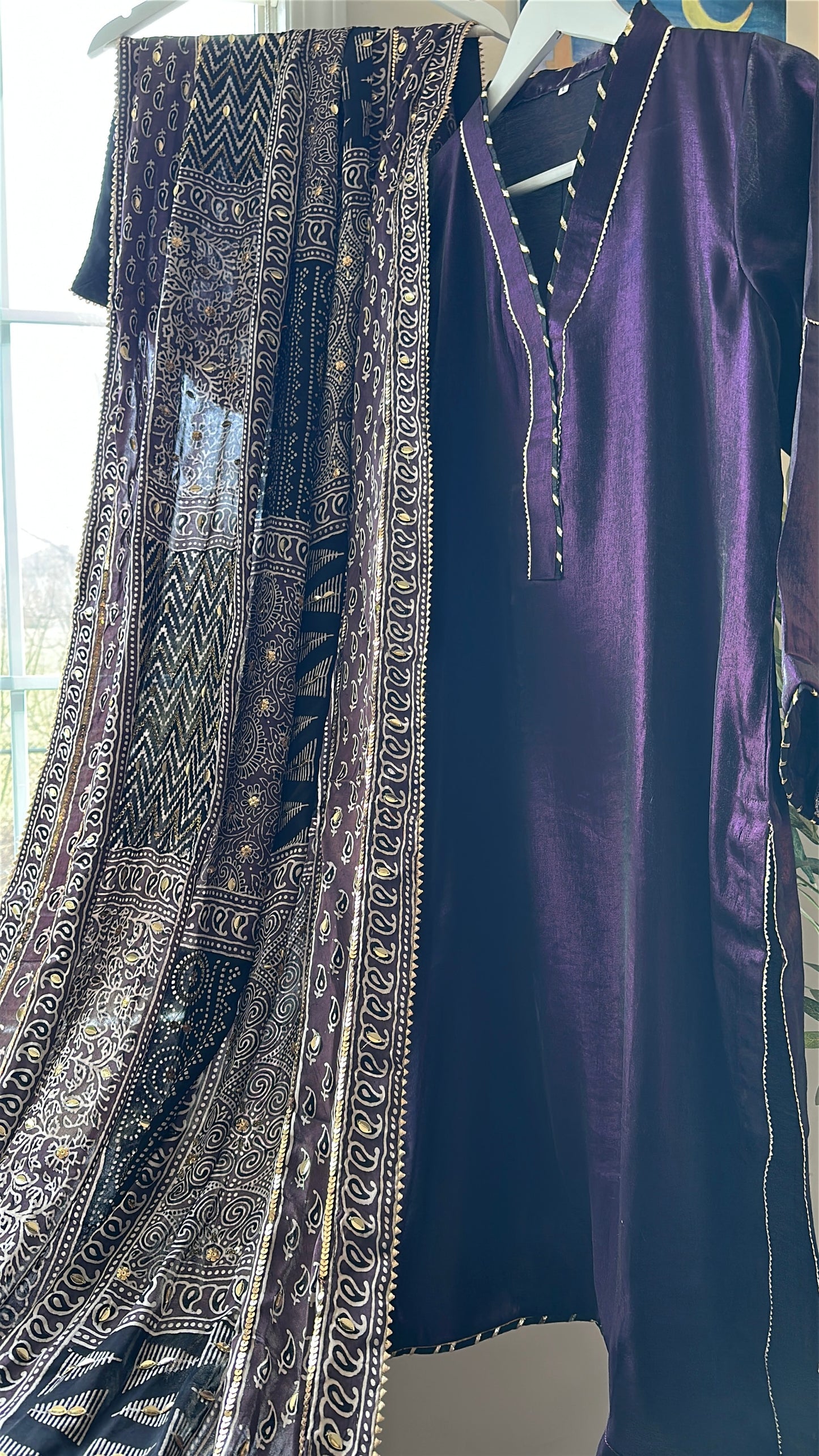 Ajrak Mehr-e-Zar Élan – Where Heritage Meets Royal Depth