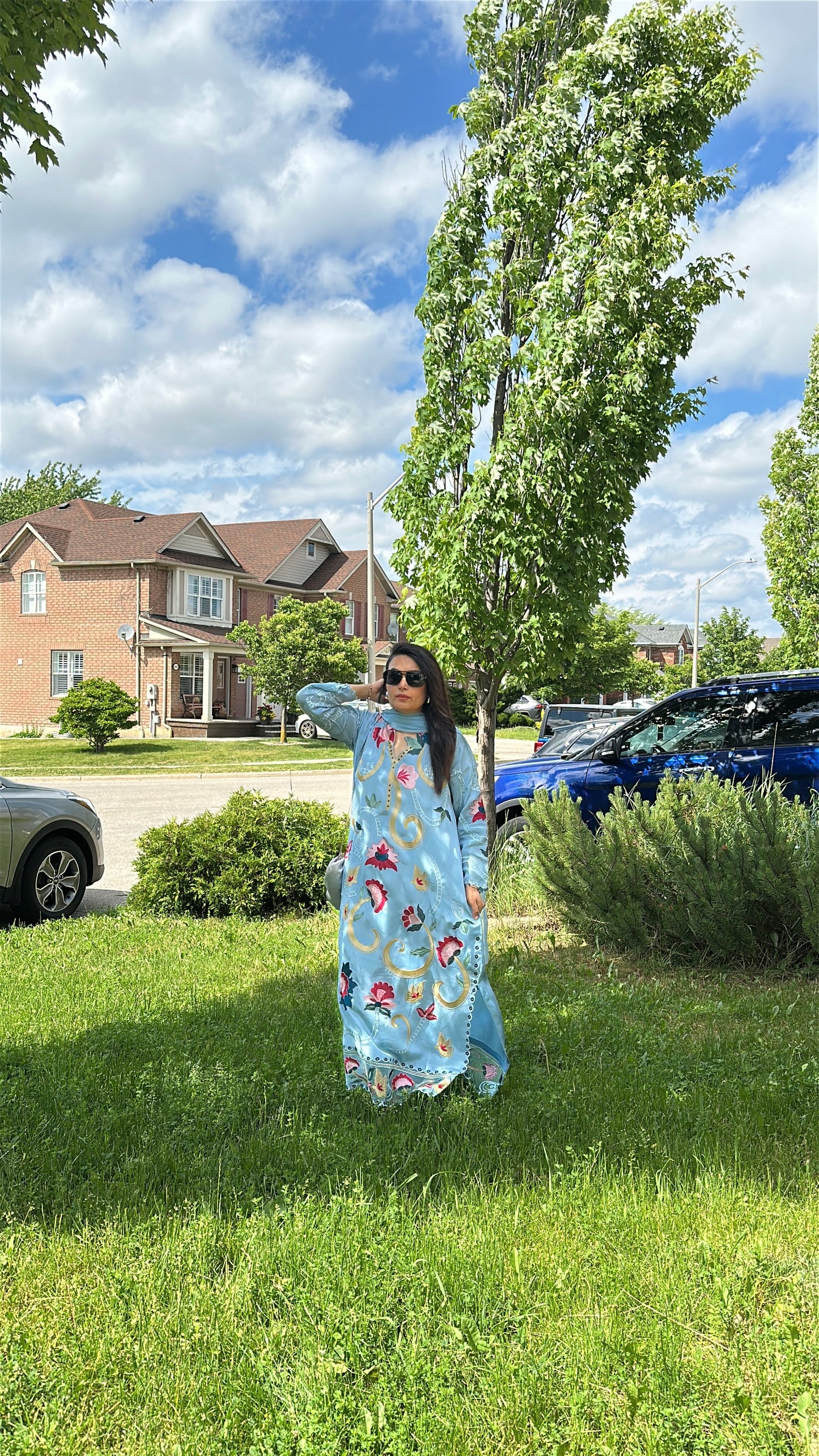Blue Bloom – A Garden in Motion