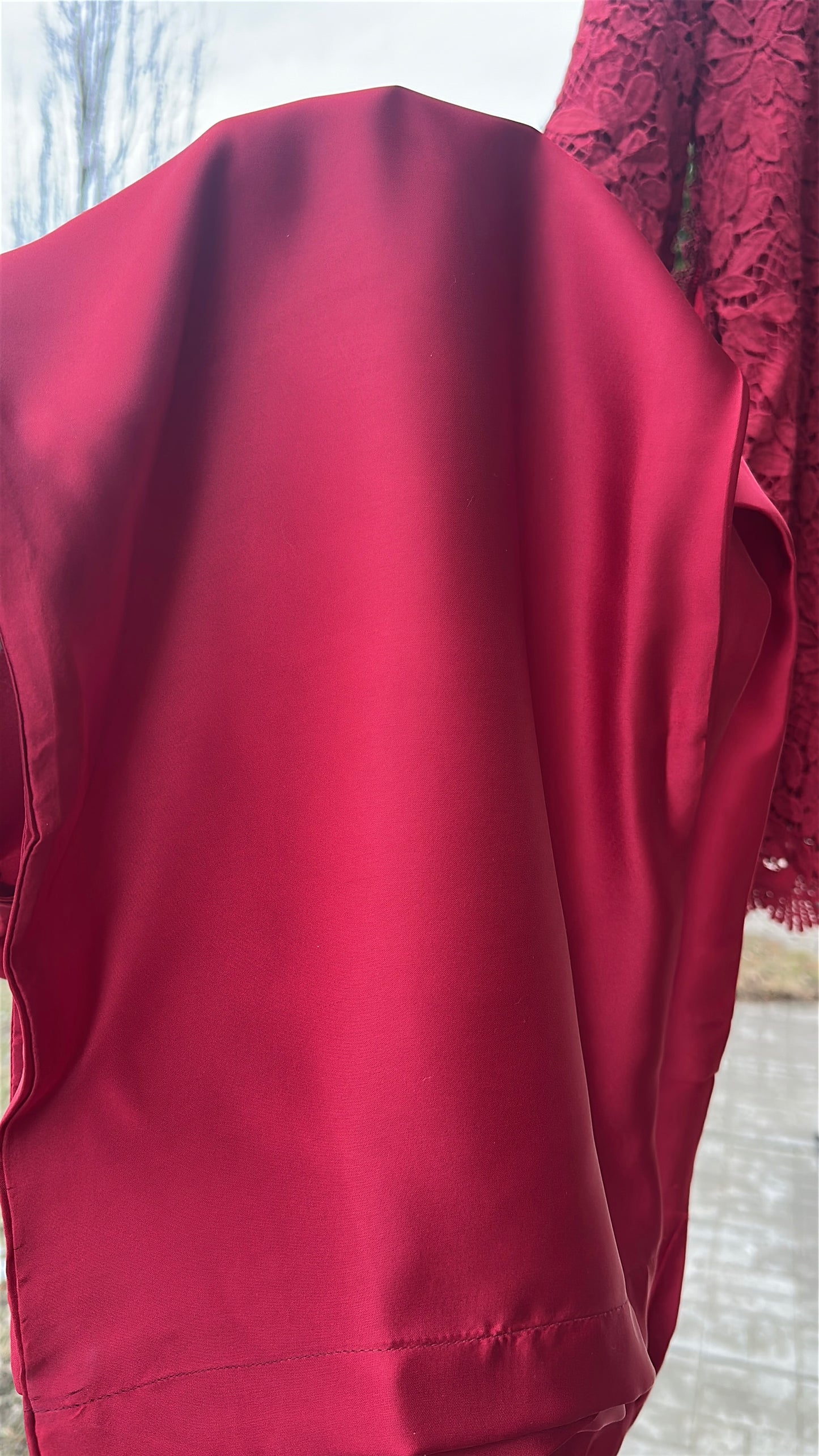 Ruby Crochet Élan – Timeless Craft in Crimson