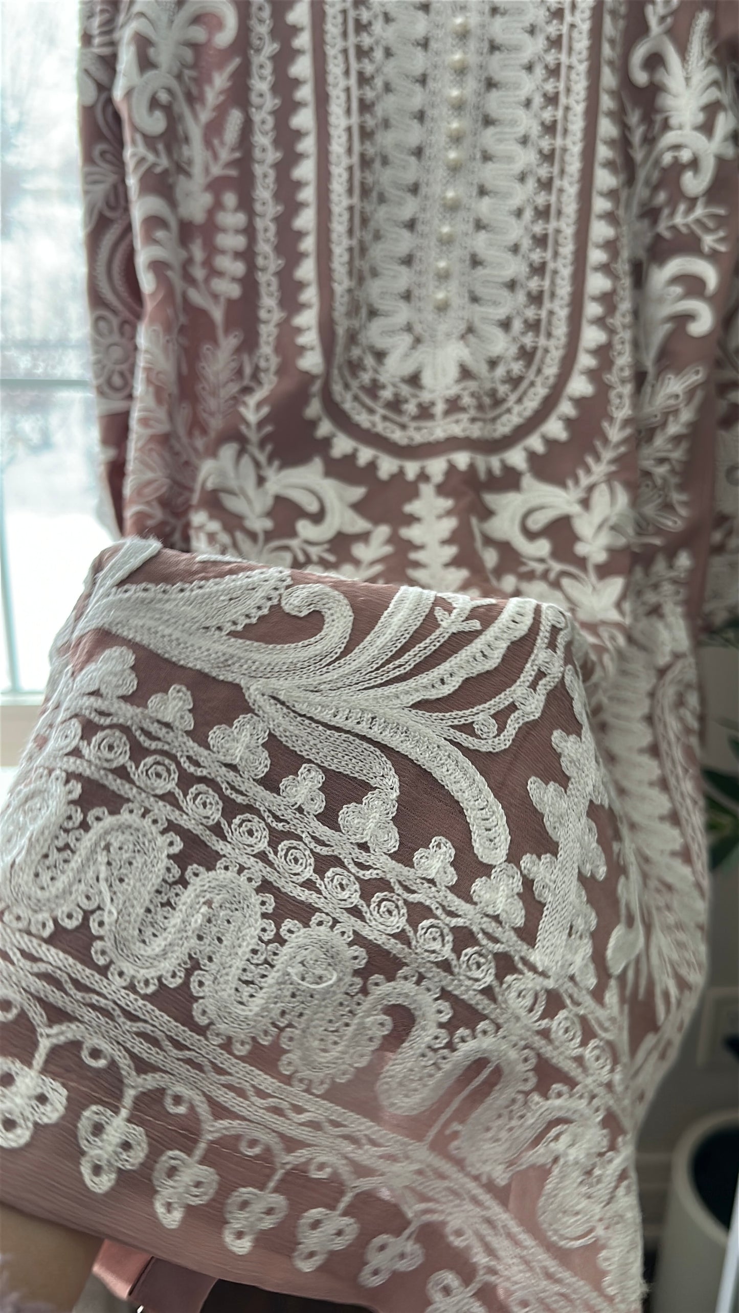 Café Blush Élan – Soft Romance in Every Thread