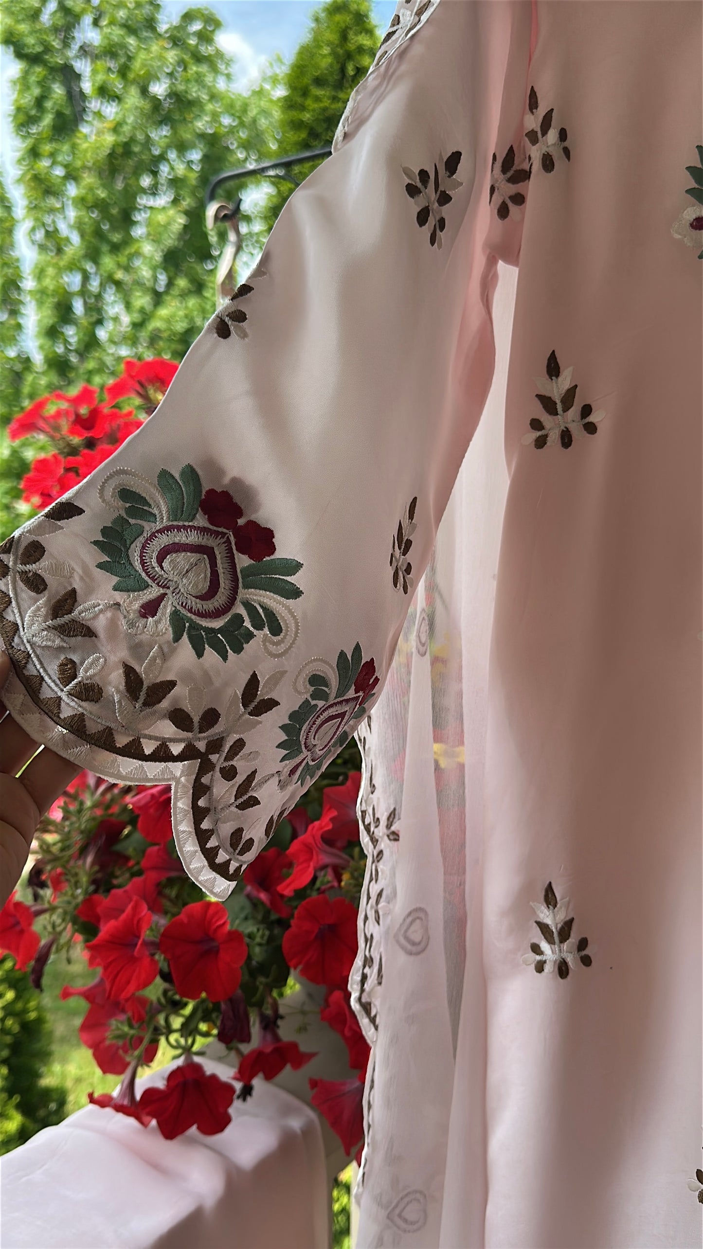 Maison Rose – Where Softness Meets Elegance