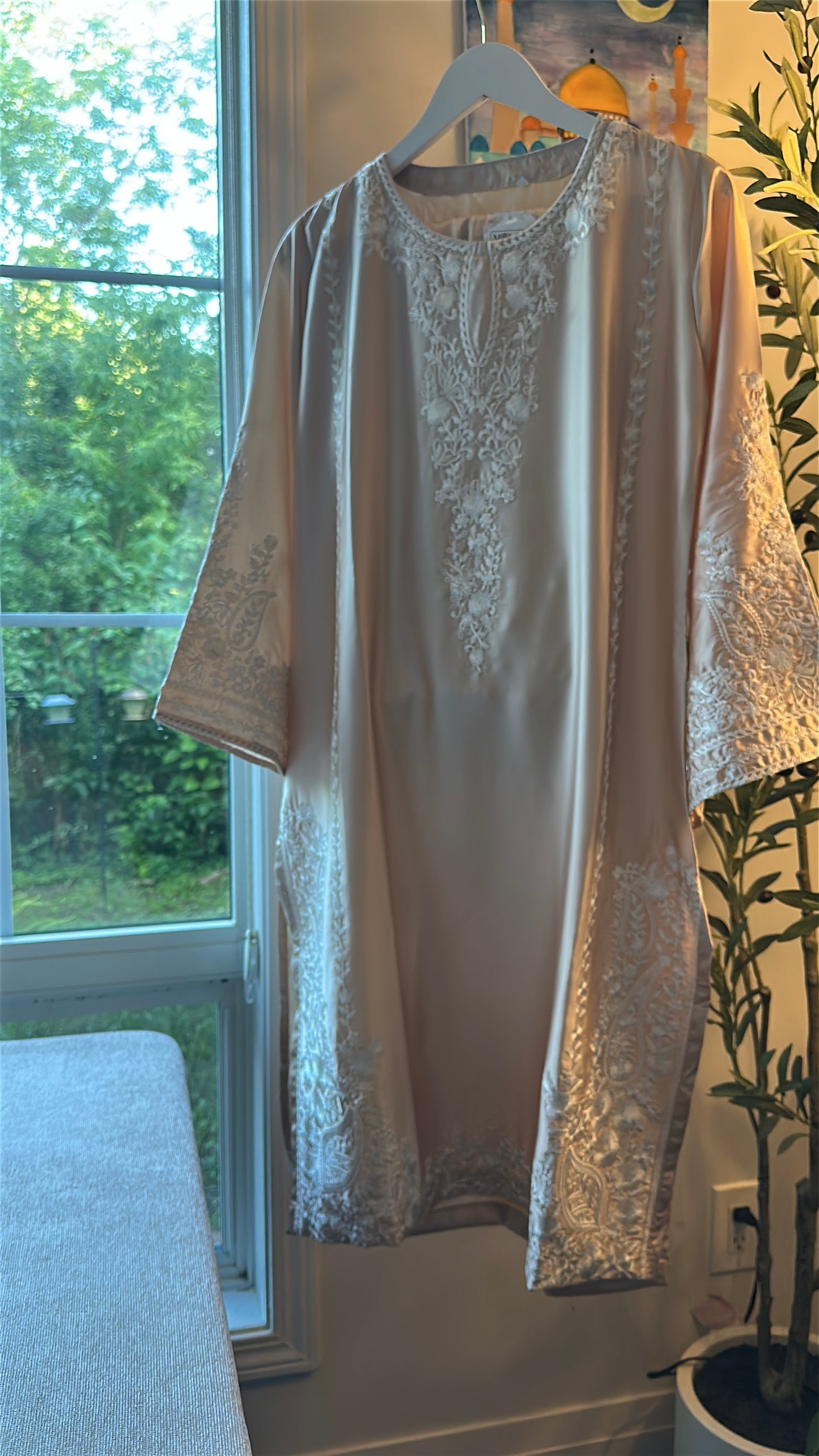 Mink Ivory Élan — Embroidered Silk 2-Piece Set
