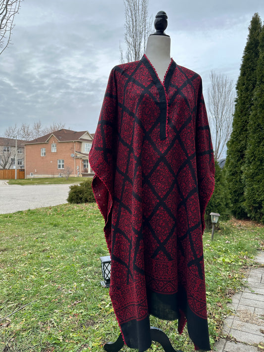 Zar-e-Mohabbat – The Ruby Noir Heritage Wrap