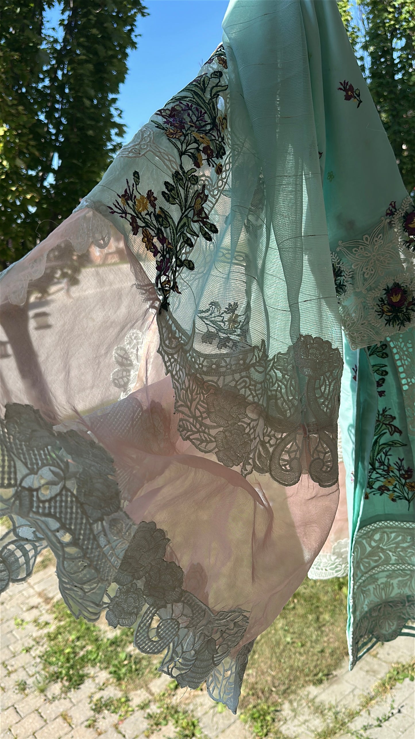 Safa Gul — Chikankari Lawn 3-Piece Set