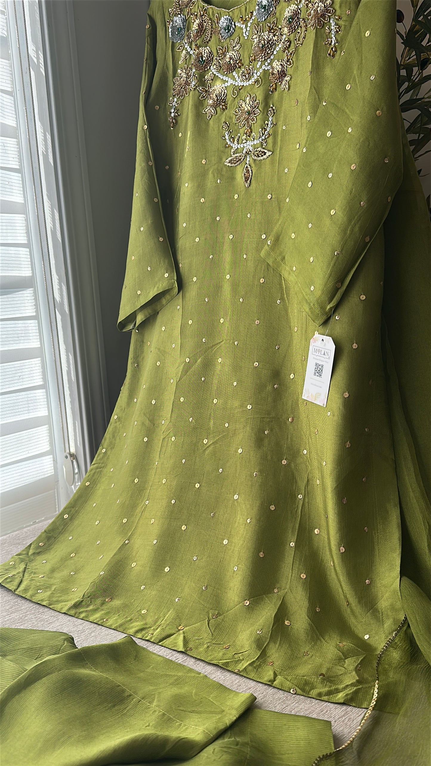 Zara Élan – A Touch of Royal Spring Elegance