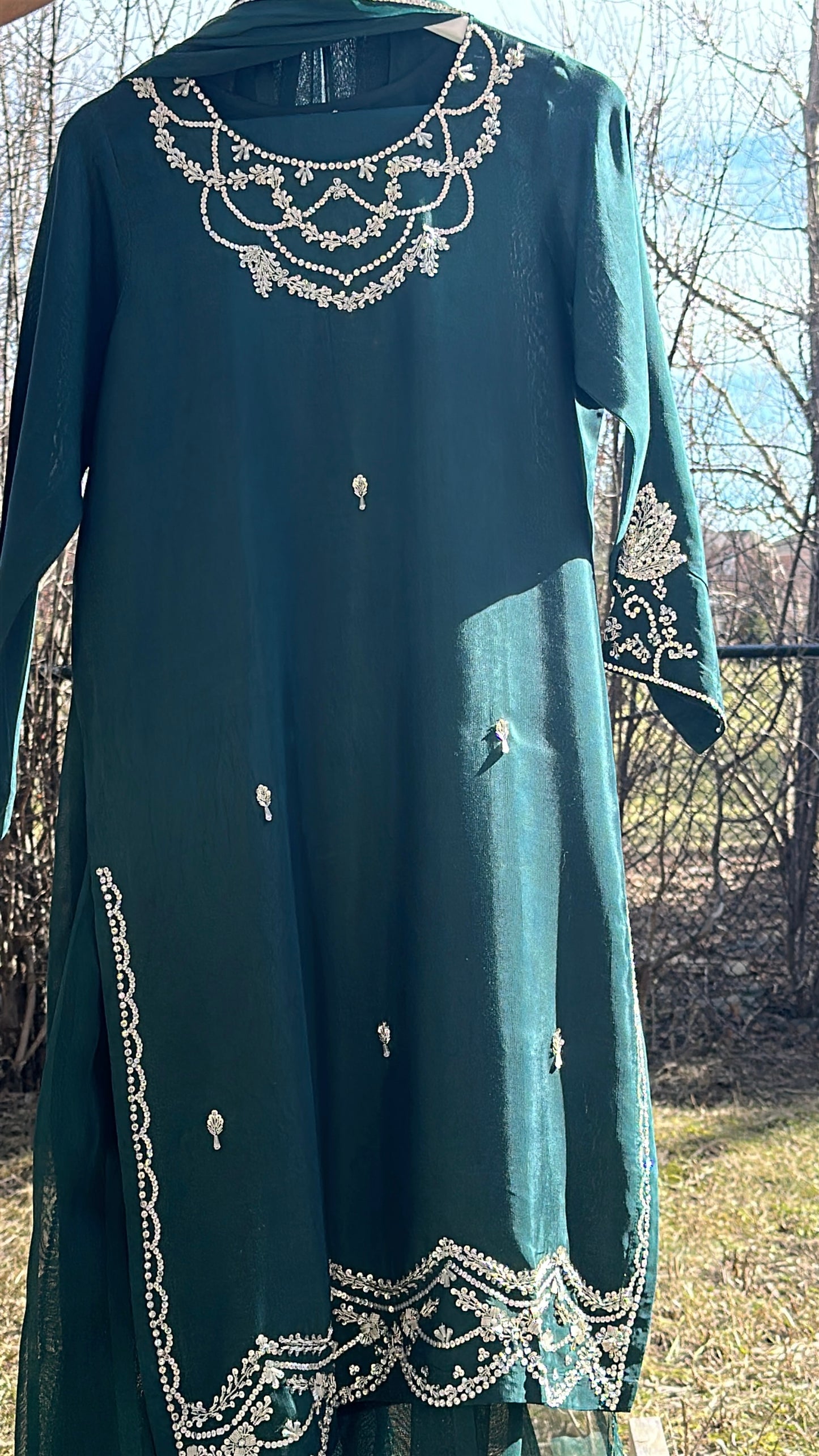 Zarqash-e-Sukoon – 3 piece set