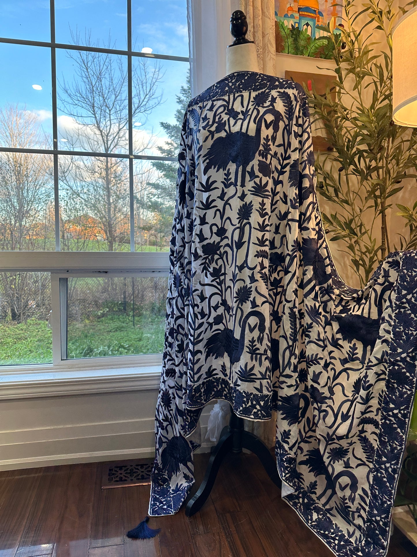 Neeli Yaadein Flamingo Dupatta – Hand-Embroidered