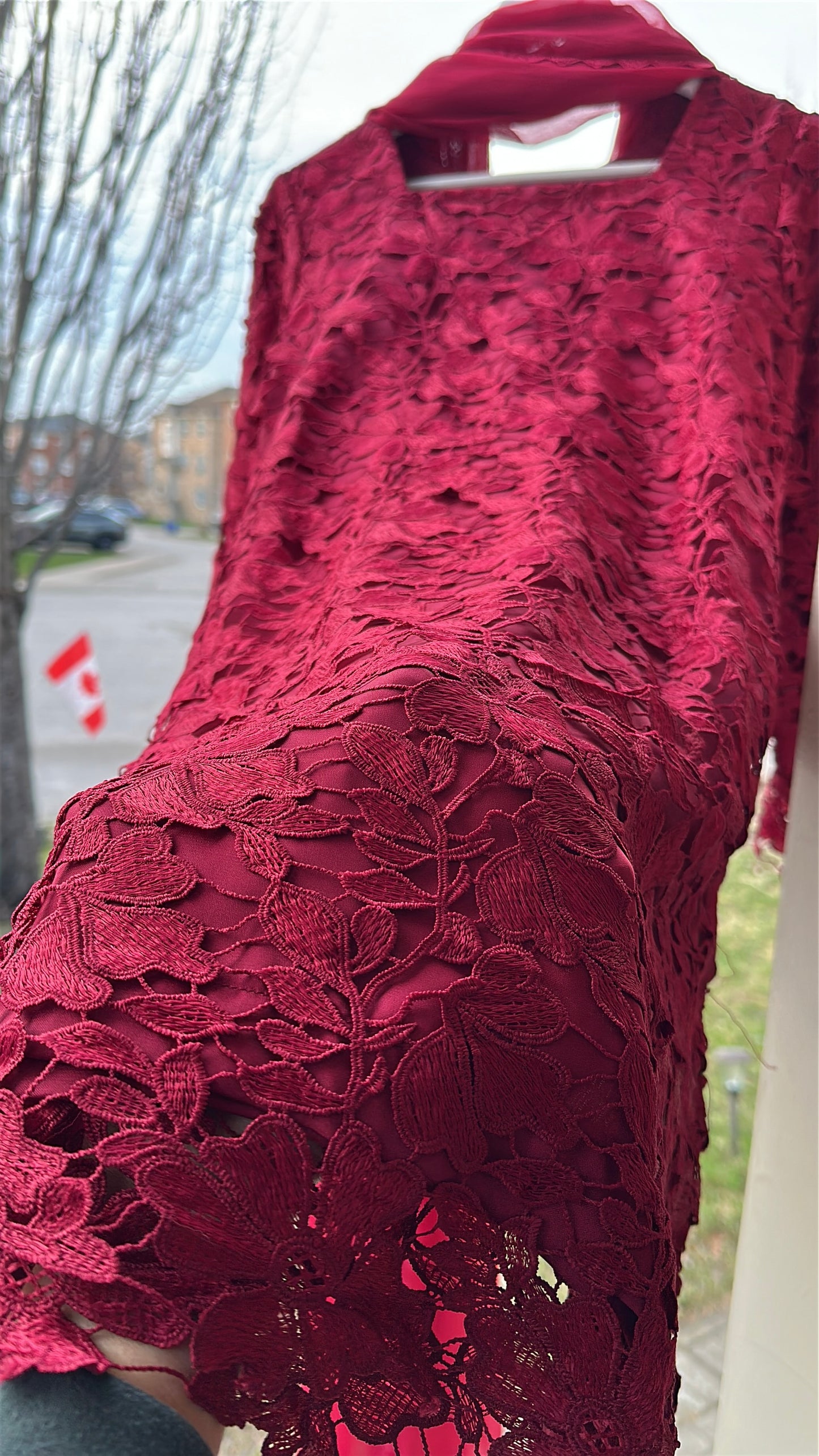 Crimson Bloom Crochet Élan – Crochet Edit 2026