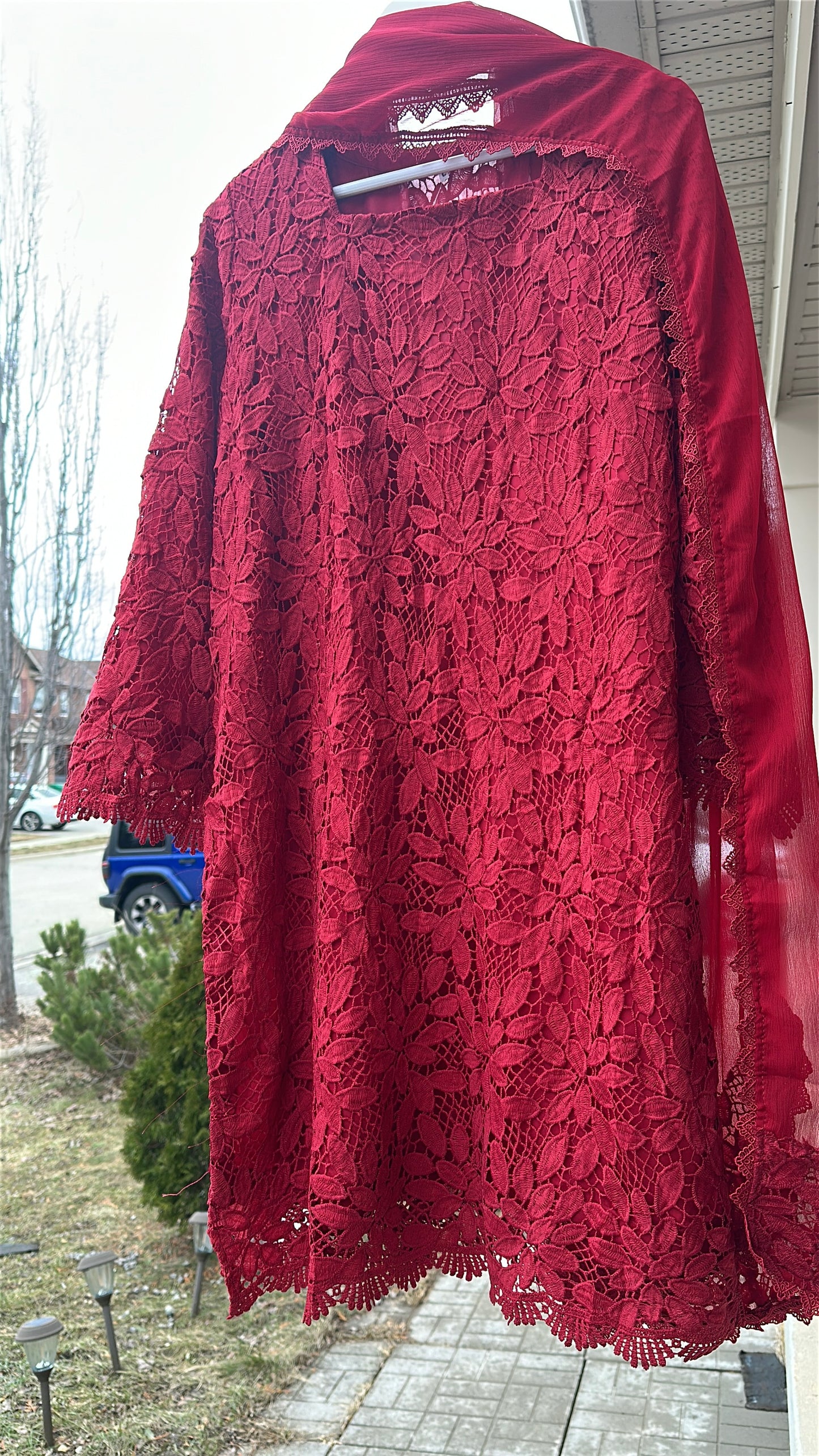 Ruby Crochet Élan – Timeless Craft in Crimson