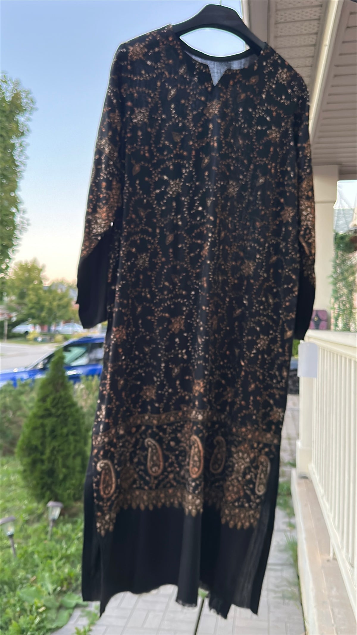 Zar-e-Shab Pashmina Kaftan