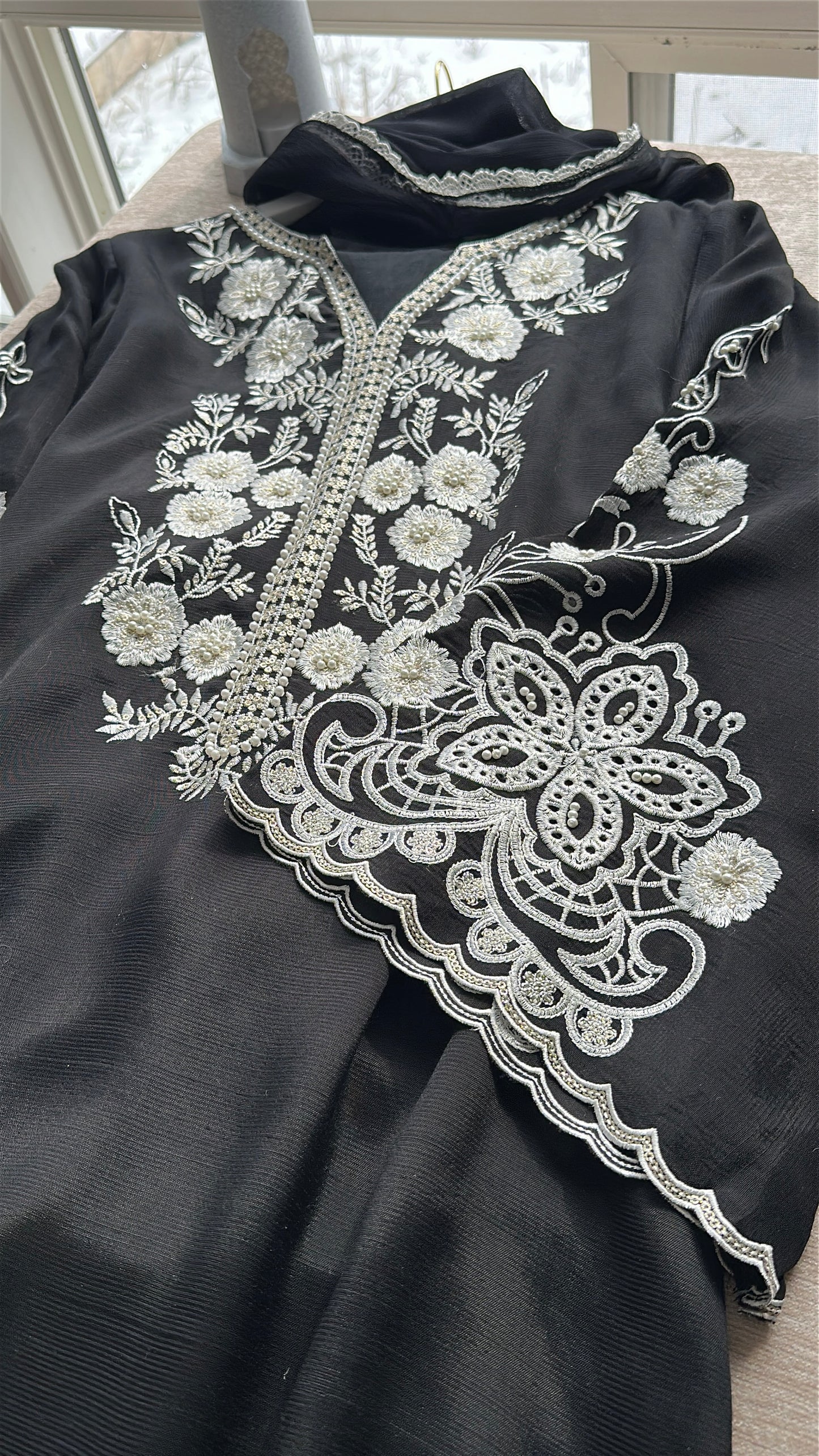 Noir Melody – 3-Piece Kaftan Set