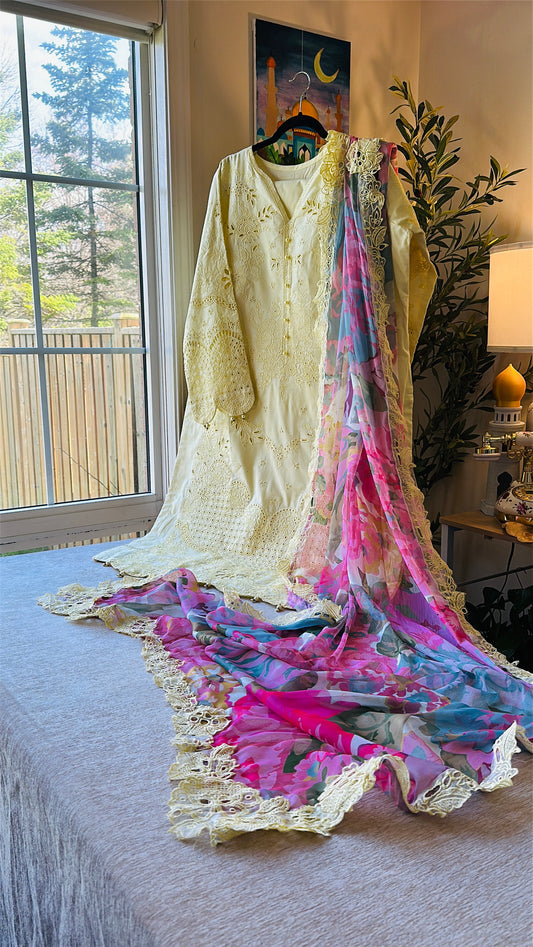 Gulnoor Lawn Chikankari – Effortless Summer Grace