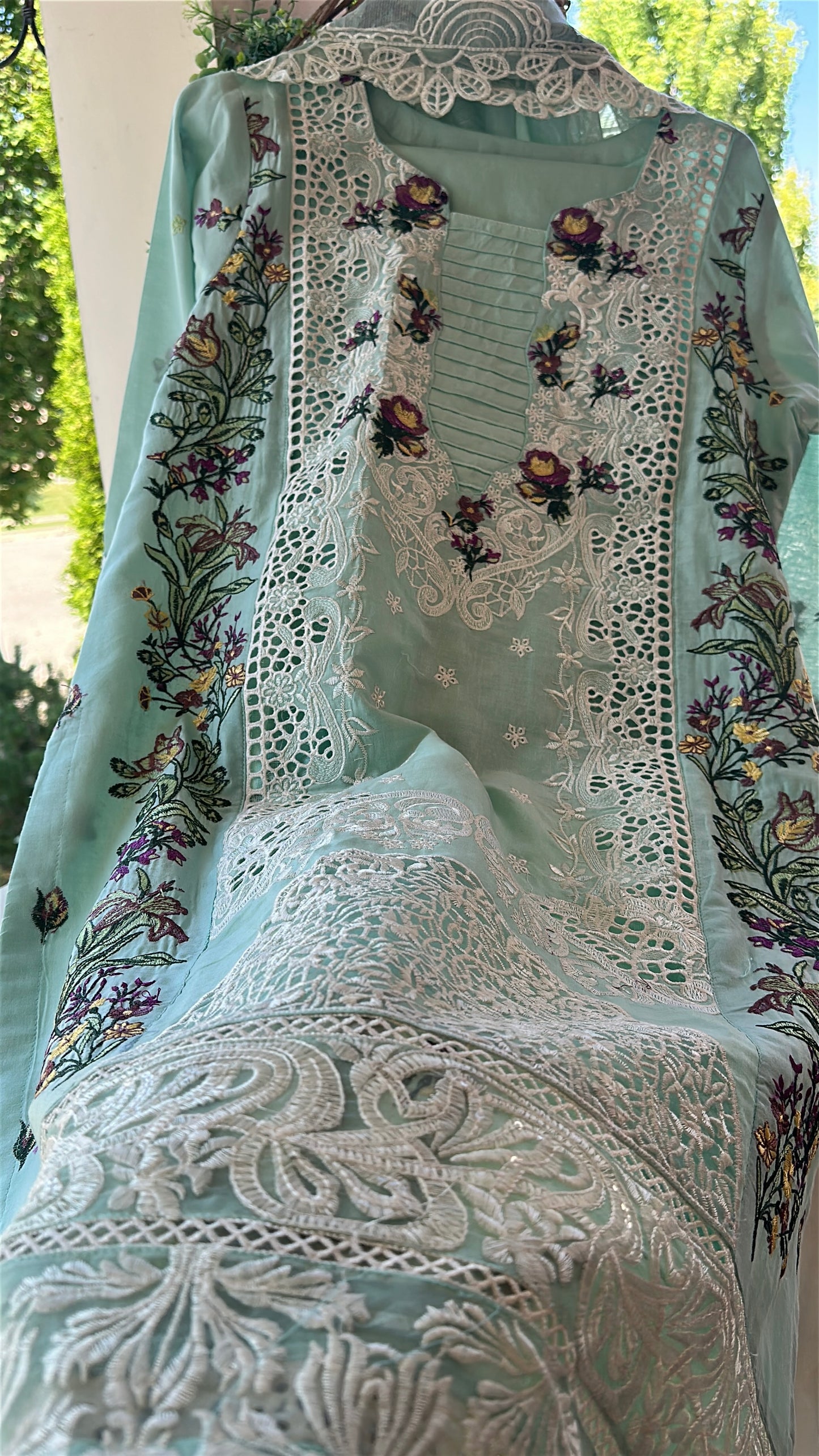 Safa Gul — Chikankari Lawn 3-Piece Set