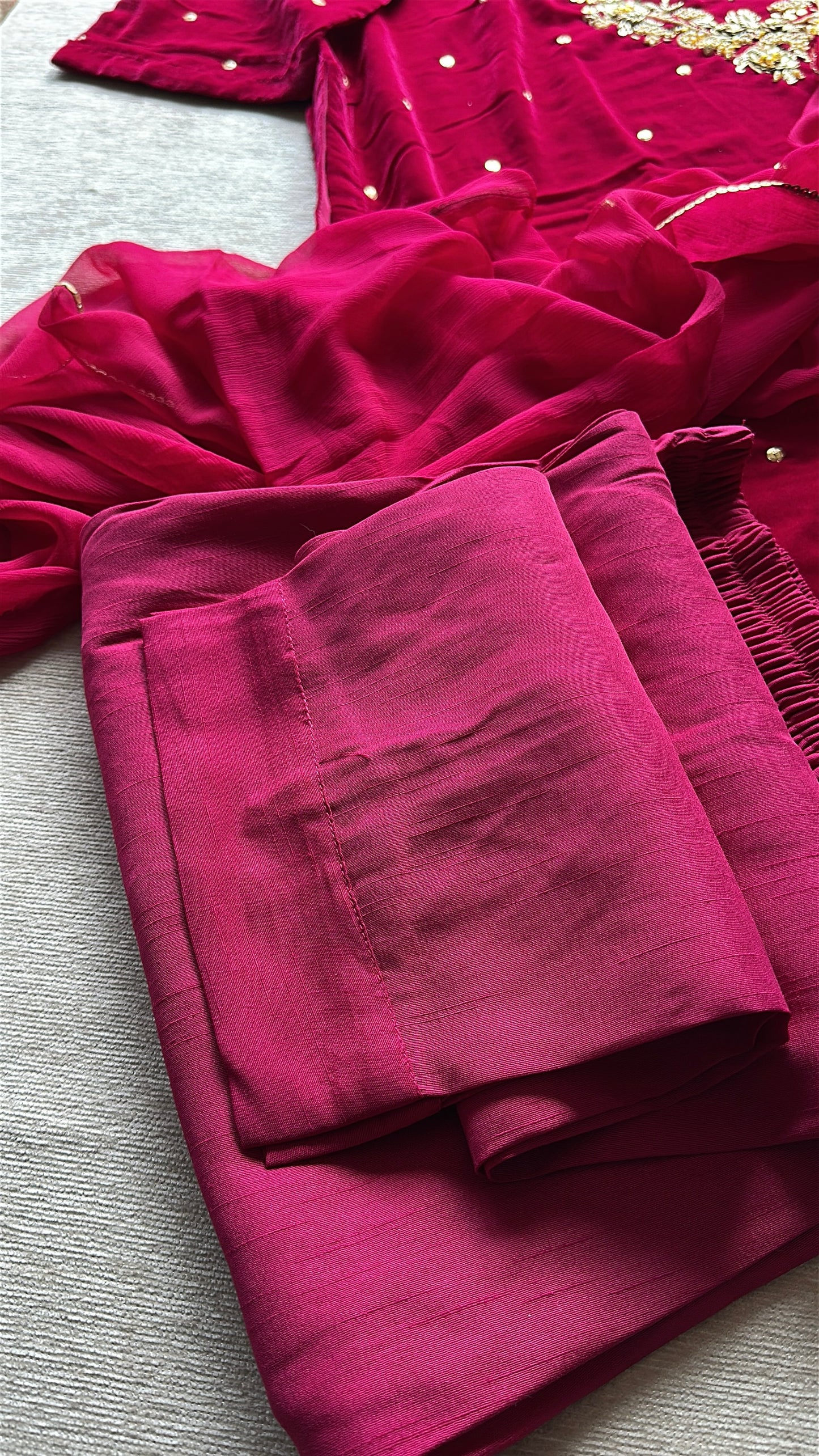 Gulabi Élan – The Velvet Bloom Edit