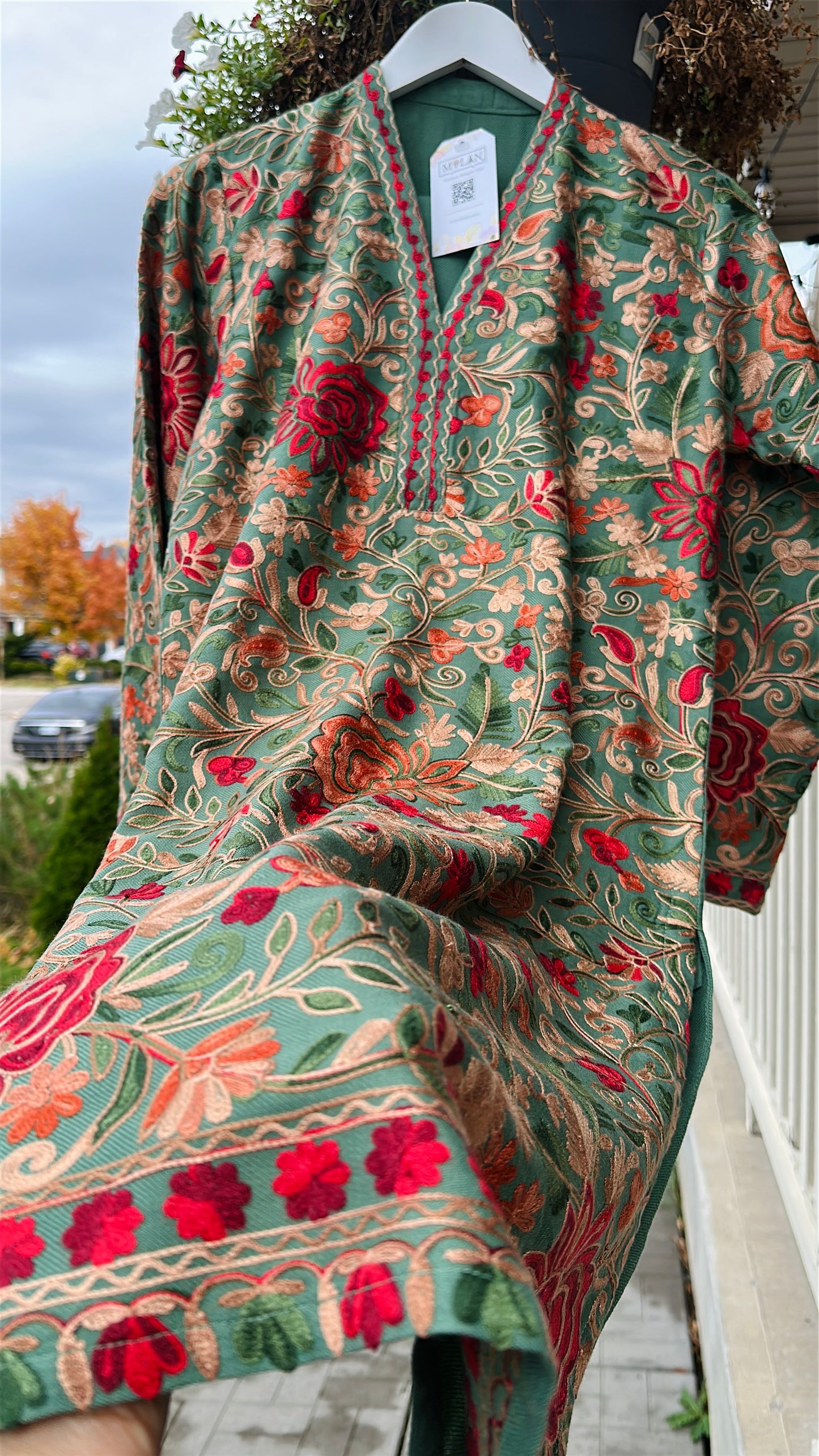 Pistachio Pashmina – Soft Heritage in Pastel Green