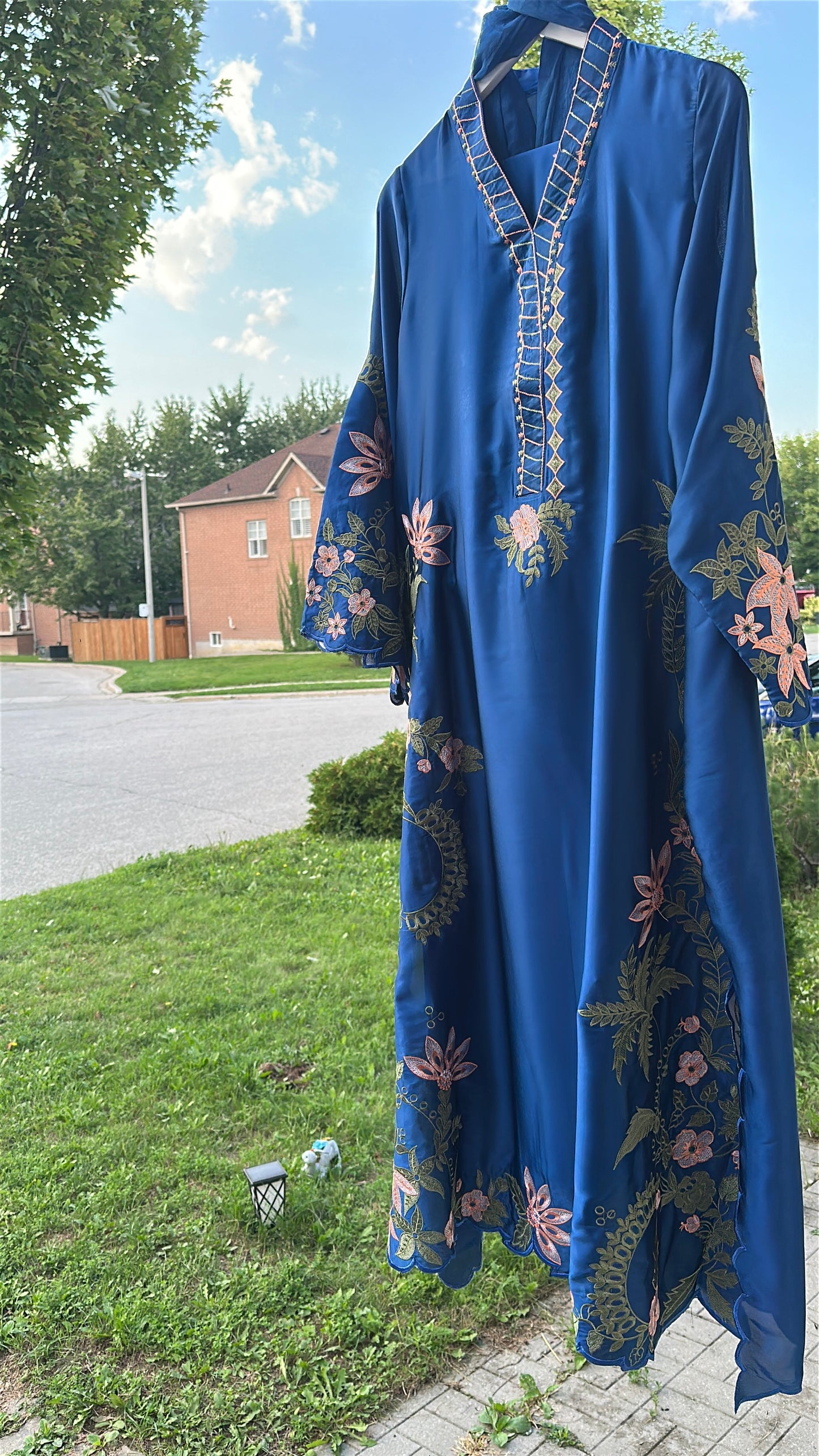 Zarveen Sapphire — Royal Blue Silk Kaftan Set