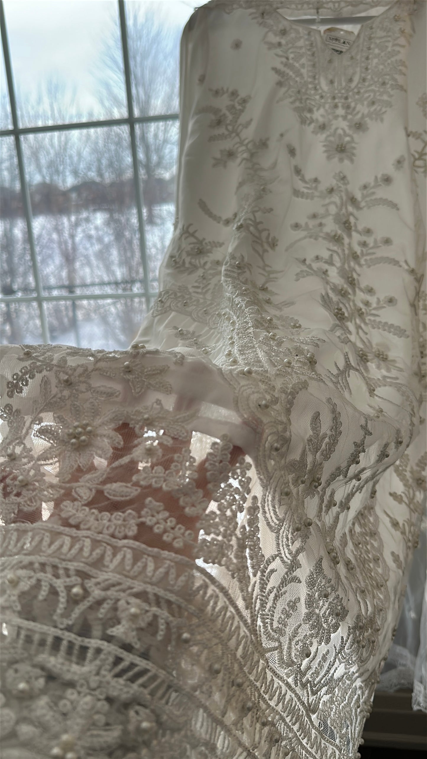 Noor Élan – Where Grace Meets Light