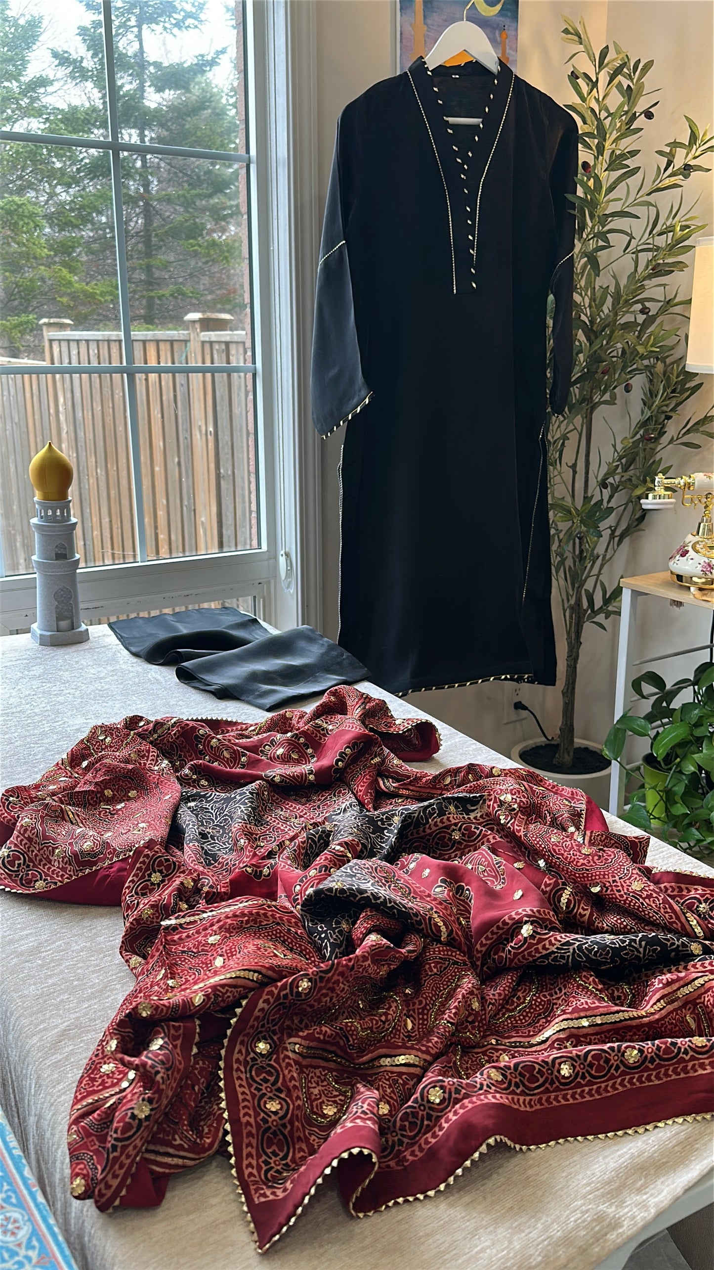 Ajrak Zarqash Noir Élan – Heritage Reimagined