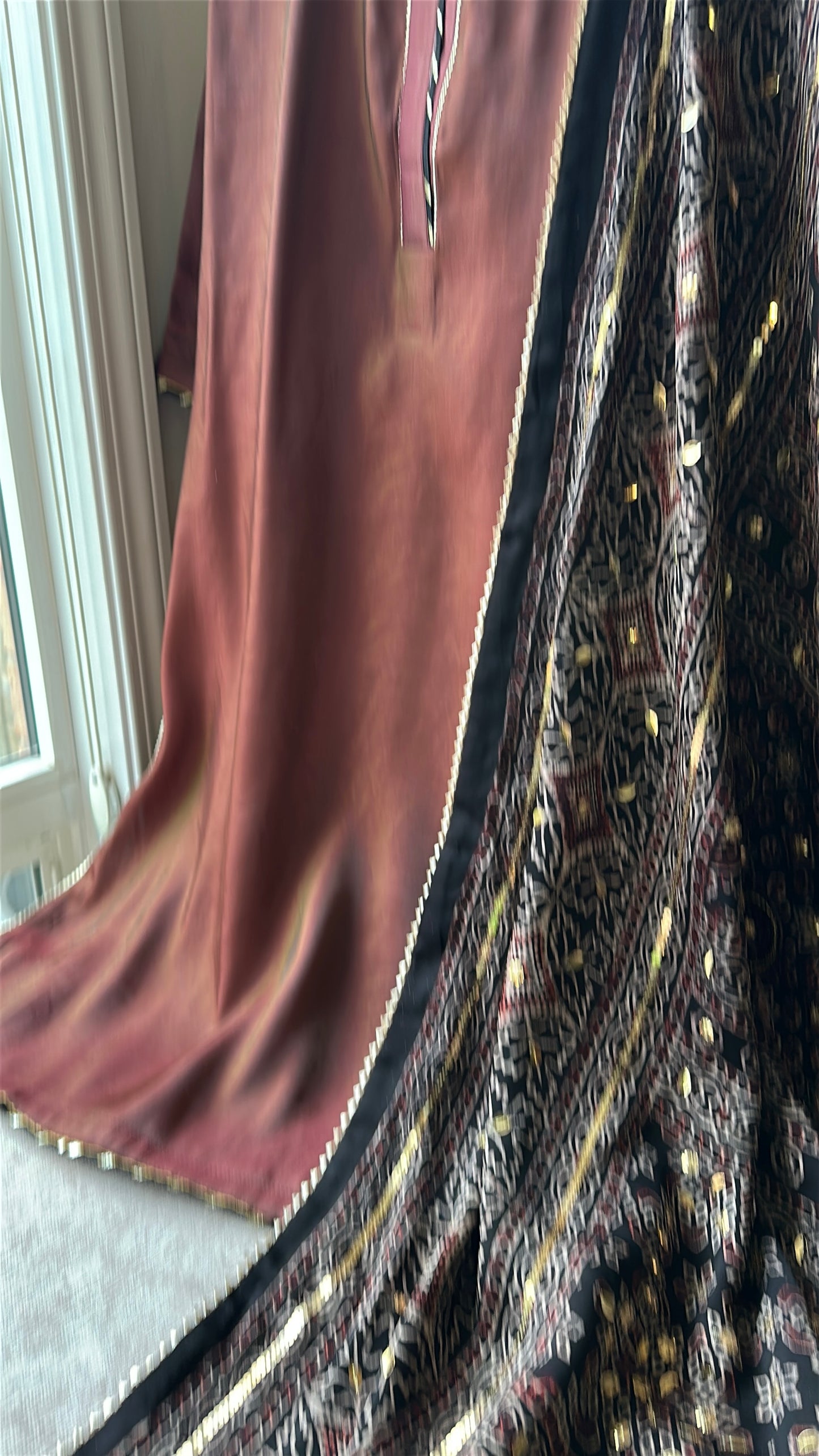 Rosé Noir Ajrak Élan – Where Soft Grace Meets Bold Heritage