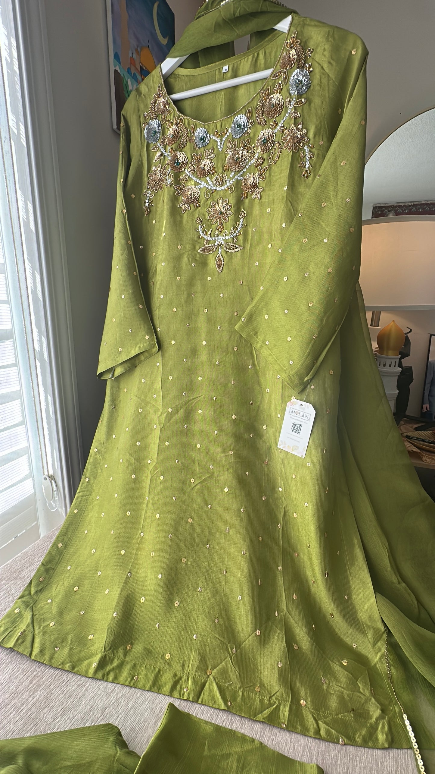 Zara Élan – A Touch of Royal Spring Elegance