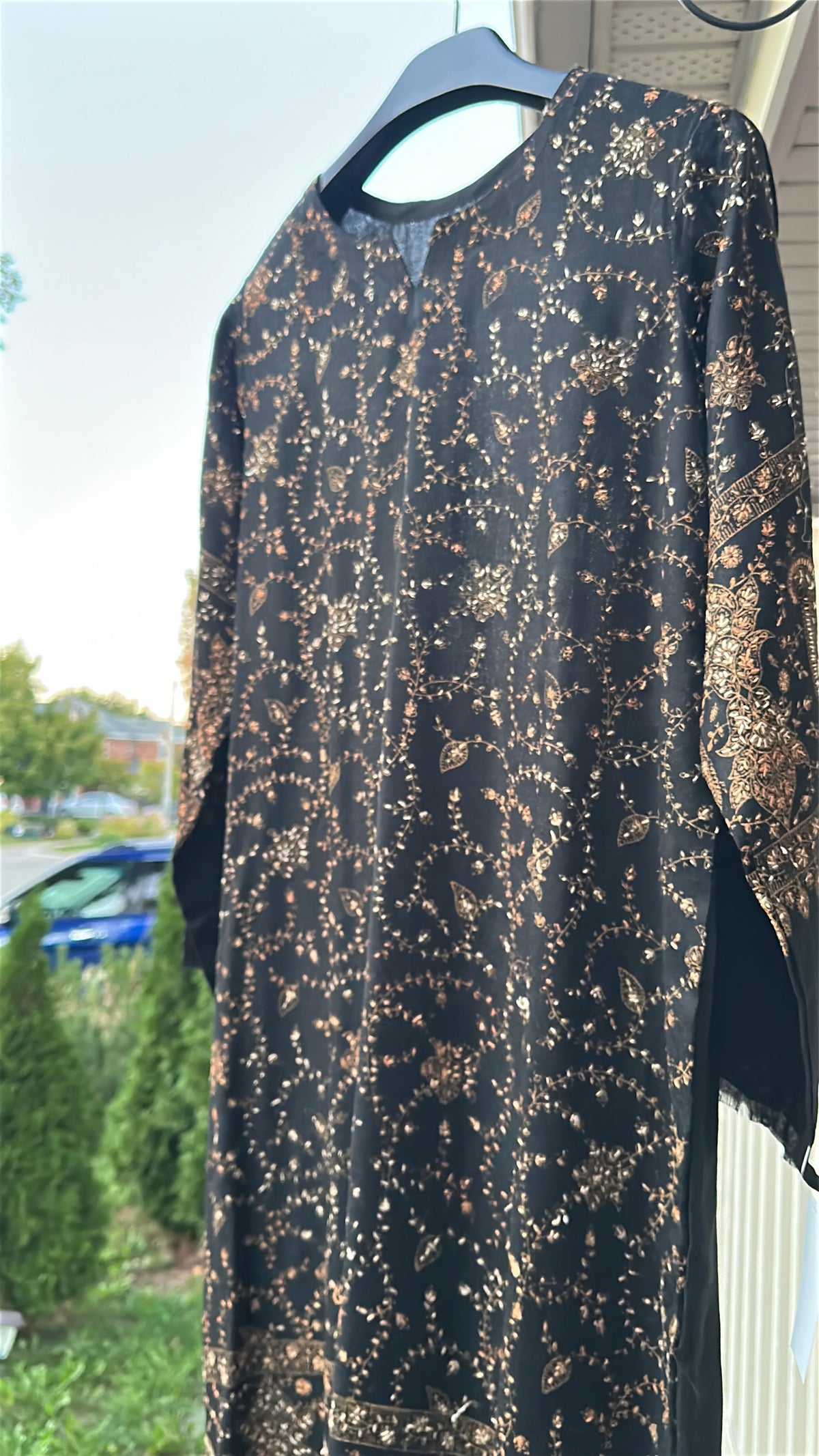 Zar-e-Shab Pashmina Kaftan