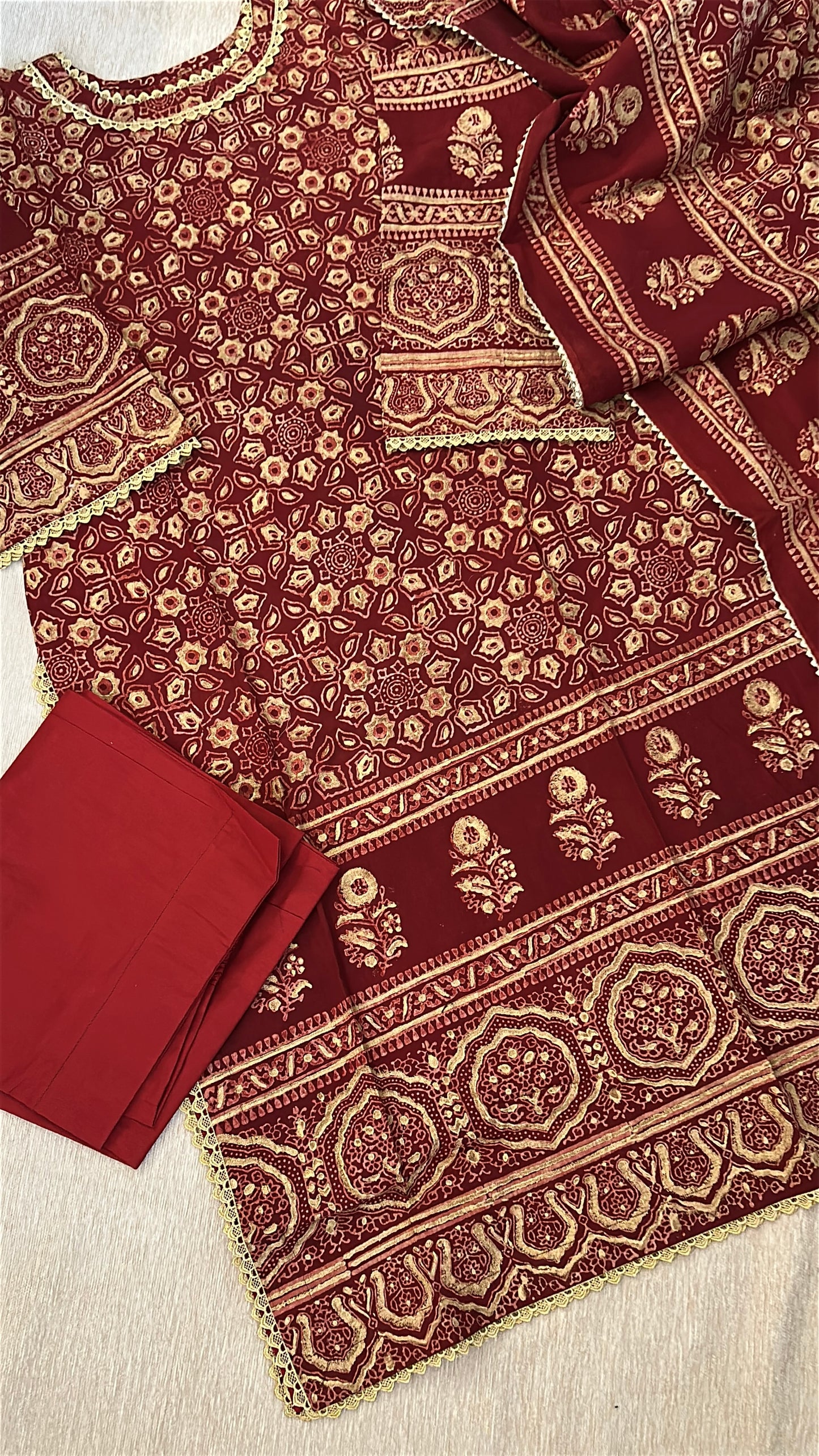 Rang-e-Zar - The Heritage Ajrak Collection