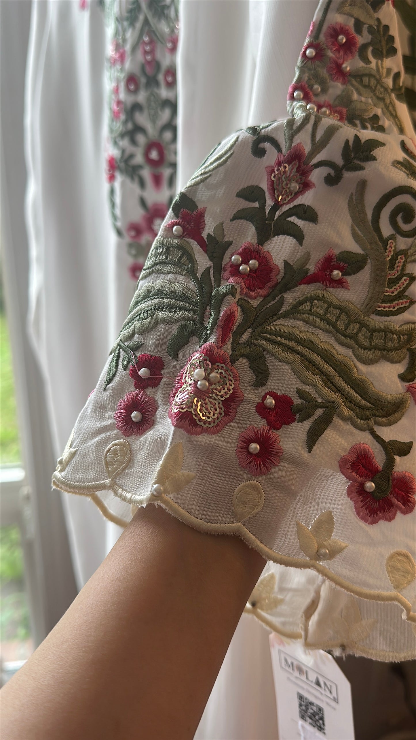 Noor-e-Gul Ivory